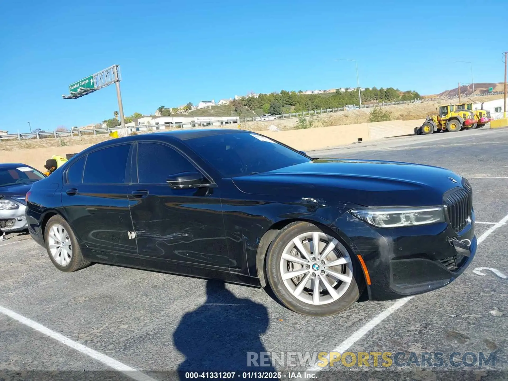 13 Photograph of a damaged car WBA7T4C06LGF97420 BMW 740I 2020
