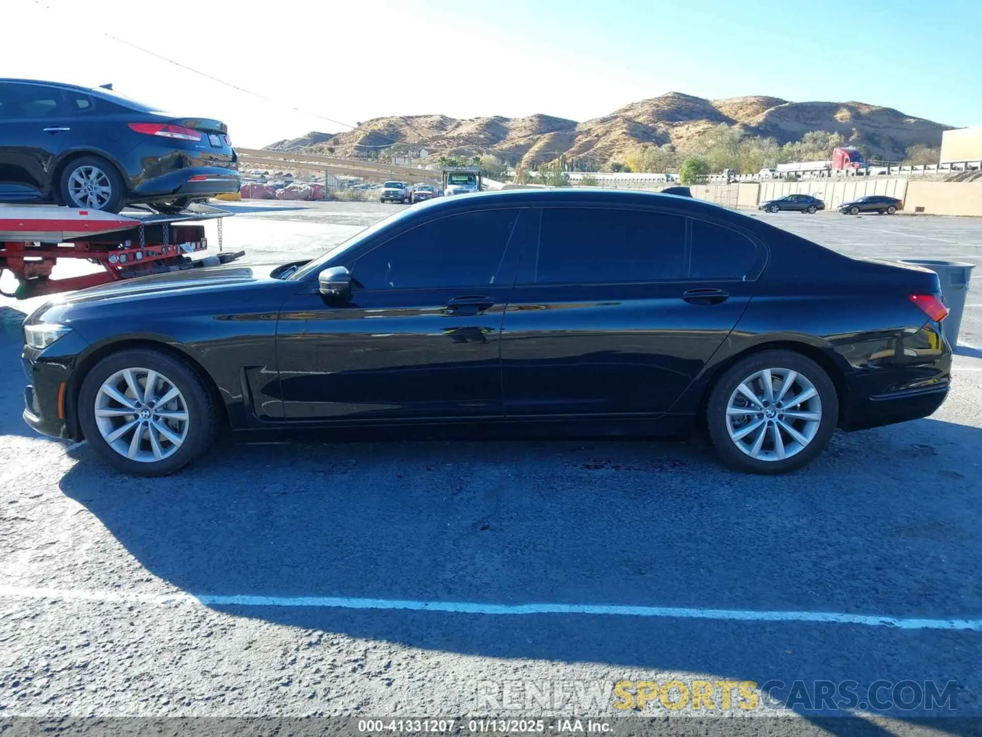 14 Photograph of a damaged car WBA7T4C06LGF97420 BMW 740I 2020