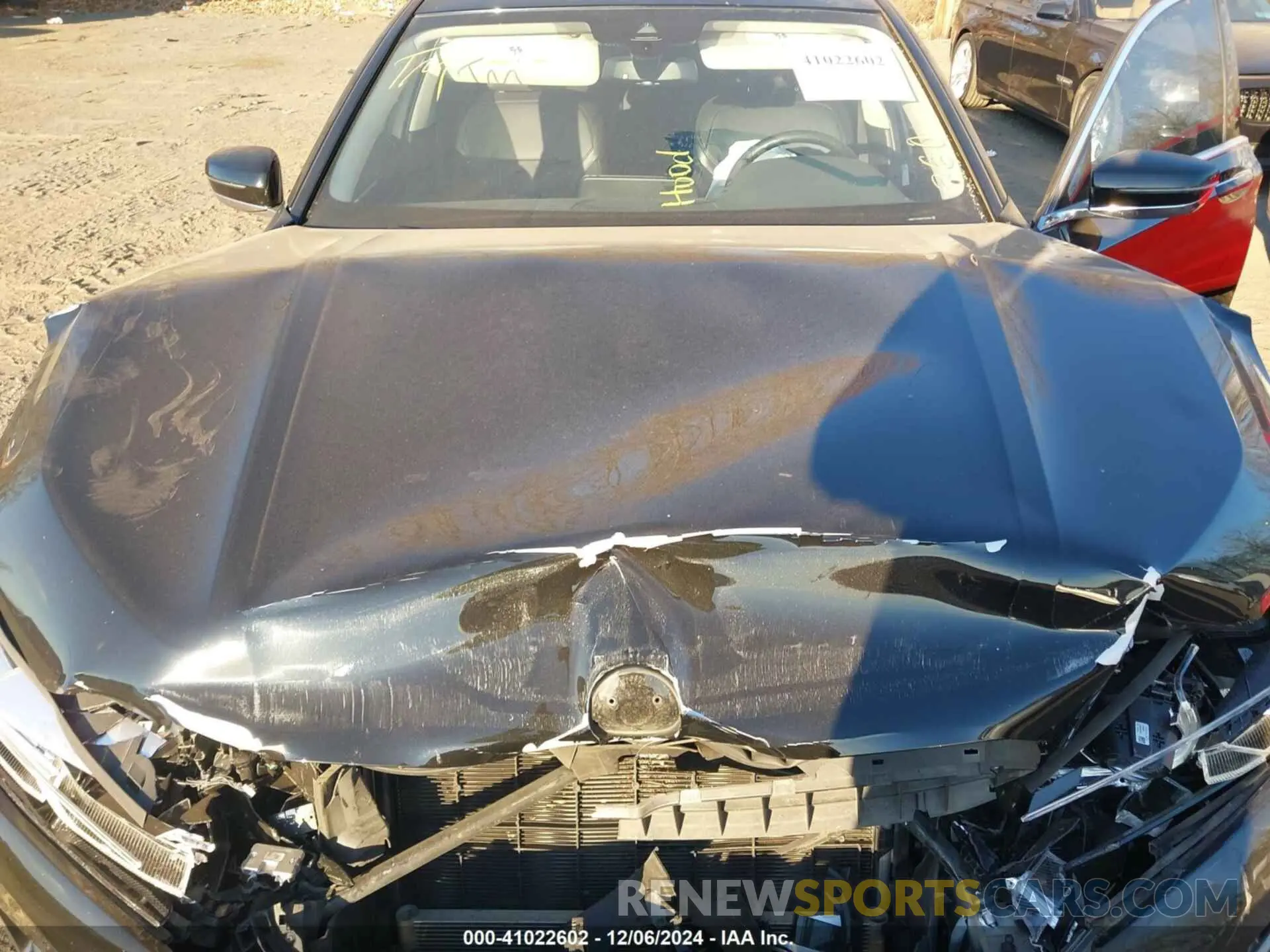 10 Photograph of a damaged car WBA7T2C03MCF93306 BMW 740I 2021