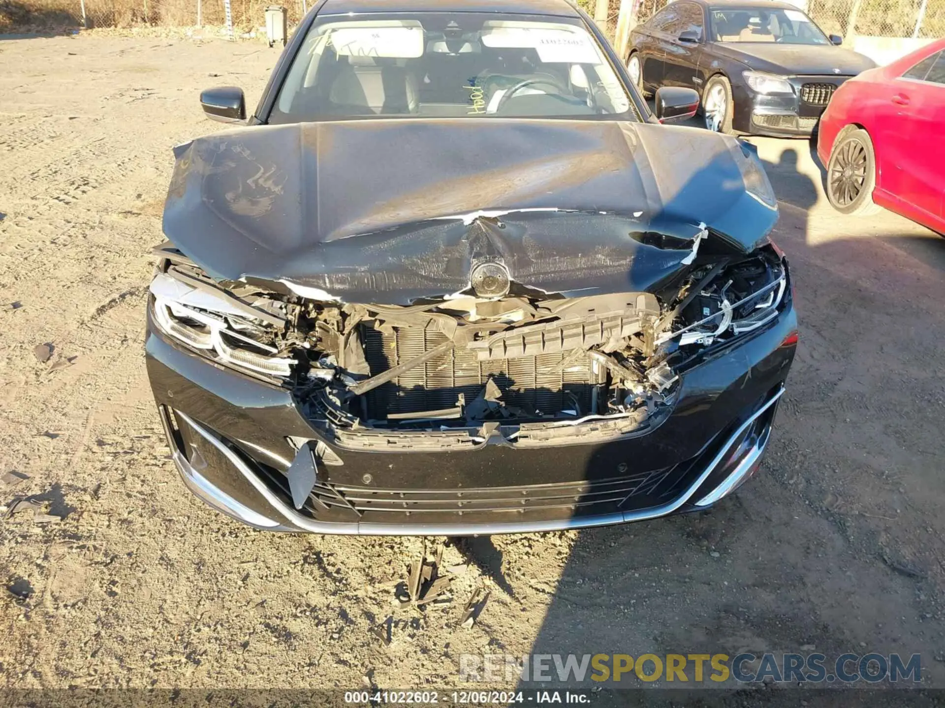 6 Photograph of a damaged car WBA7T2C03MCF93306 BMW 740I 2021