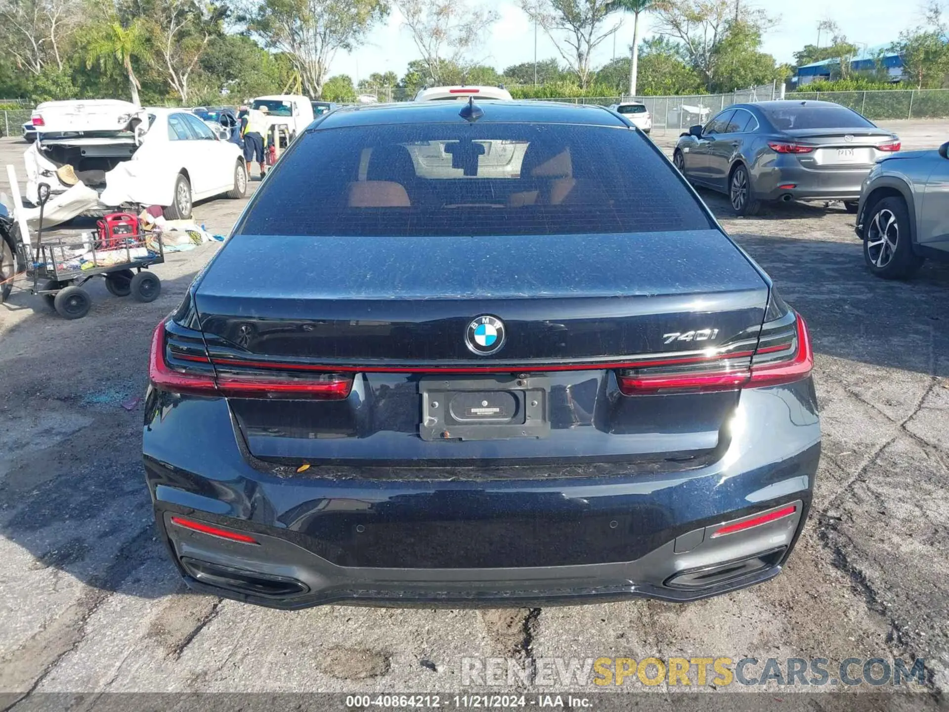 16 Photograph of a damaged car WBA7T2C09MCE62817 BMW 740I 2021