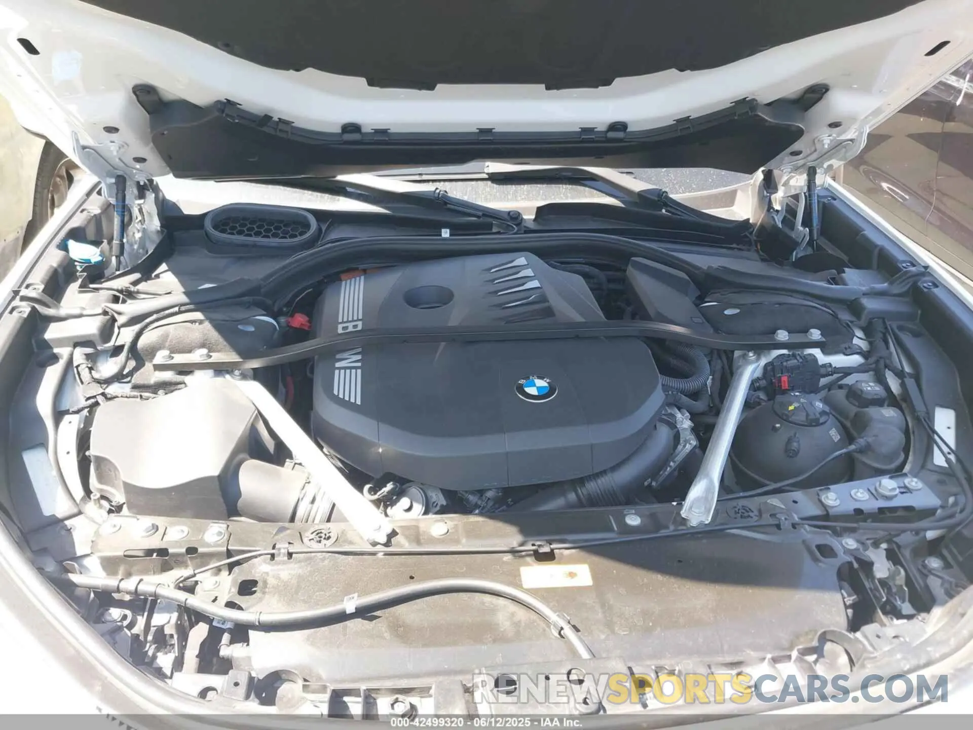10 Photograph of a damaged car WBA43EH07RCP32323 BMW 750E 2024