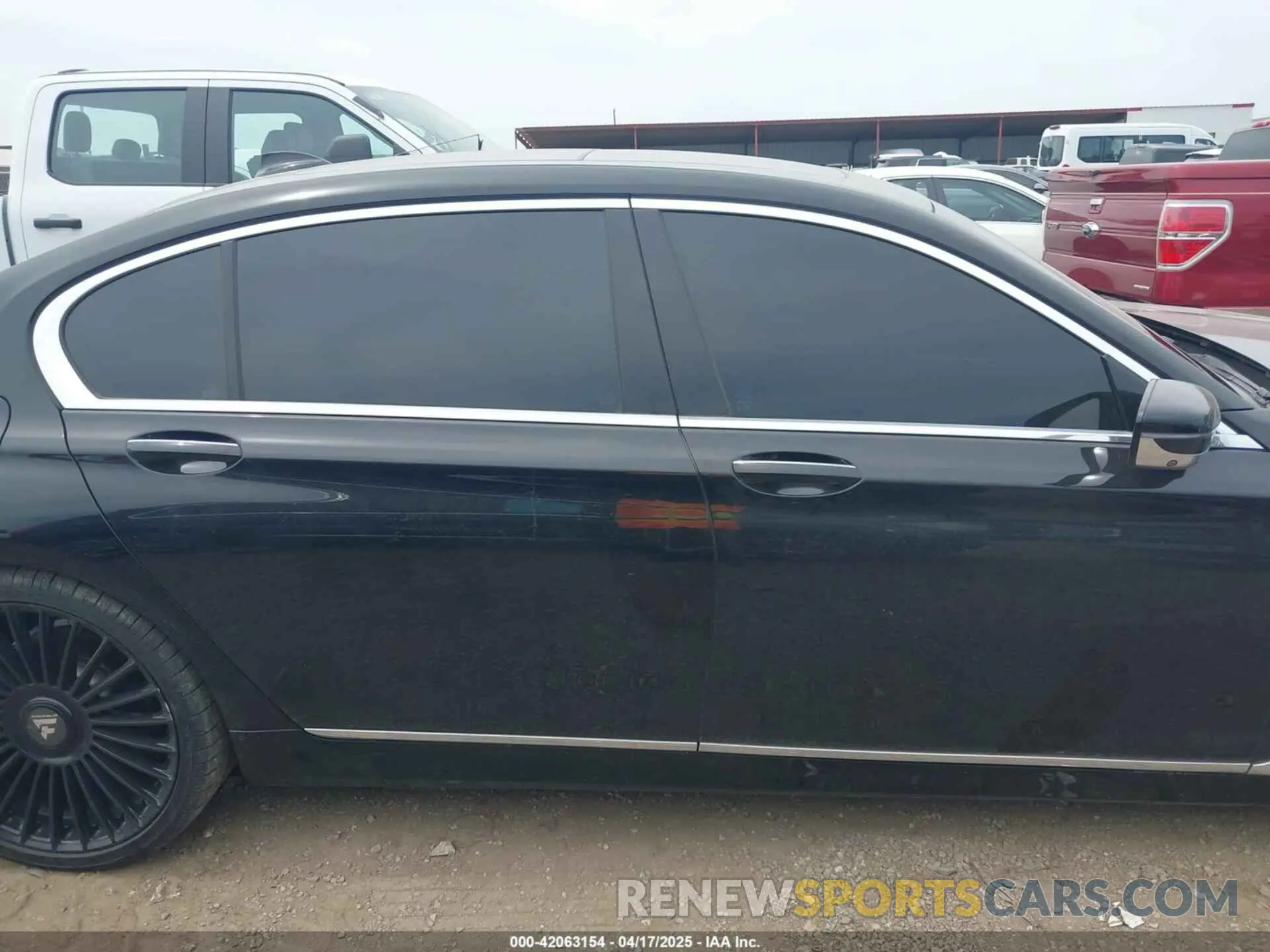 13 Photograph of a damaged car WBA7F2C53KB239983 BMW 750I 2019