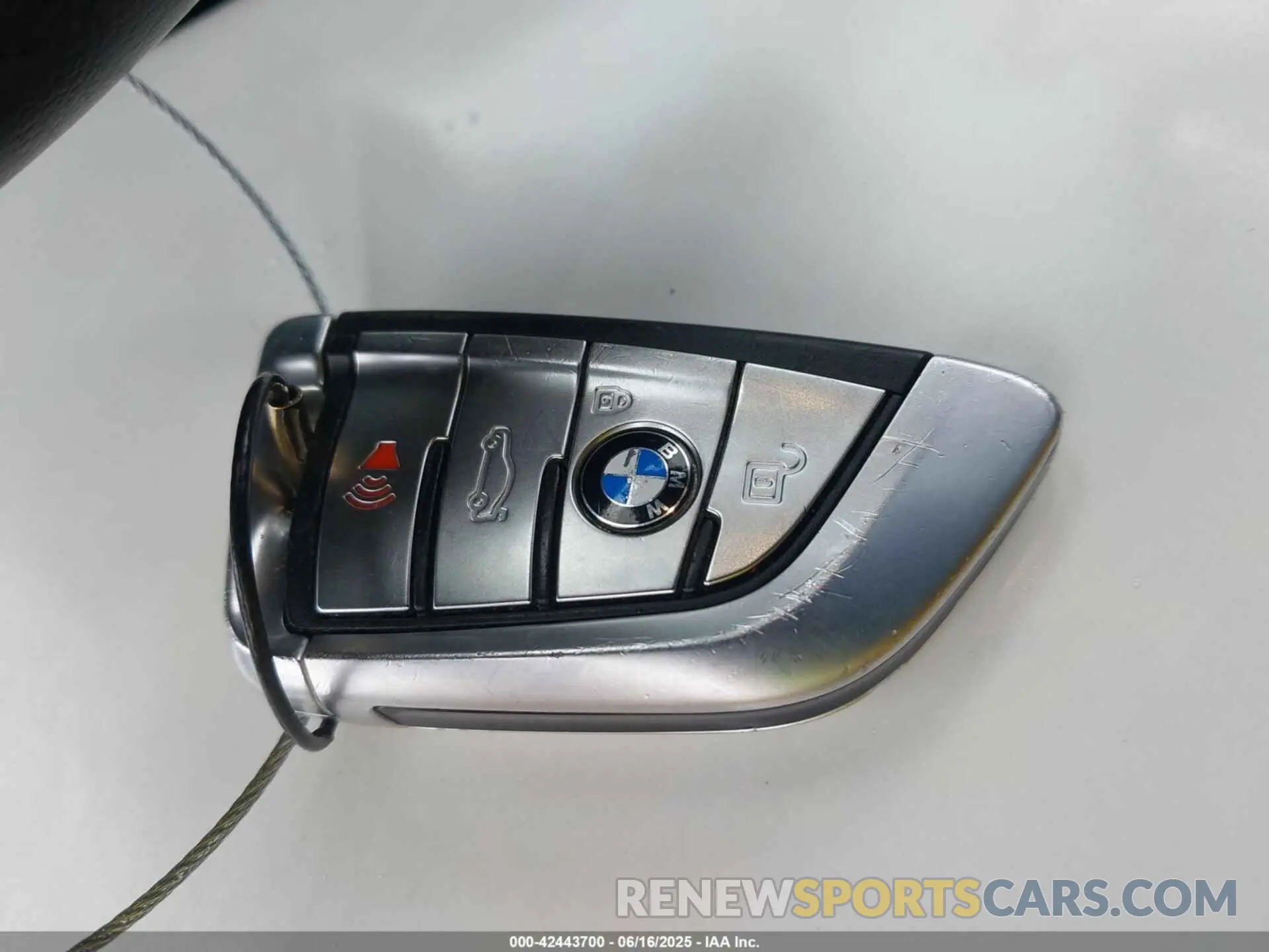 11 Photograph of a damaged car WBA7U2C05LGM26656 BMW 750I 2020