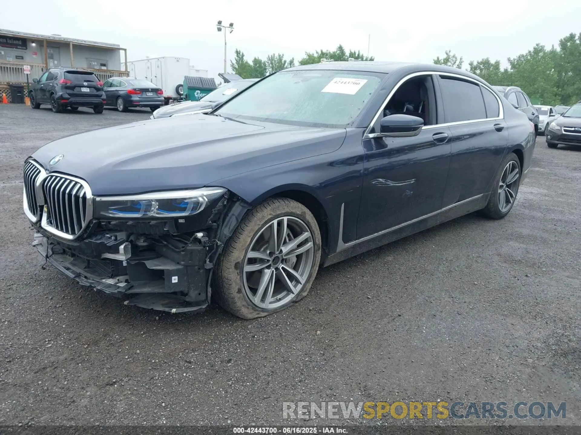 2 Photograph of a damaged car WBA7U2C05LGM26656 BMW 750I 2020
