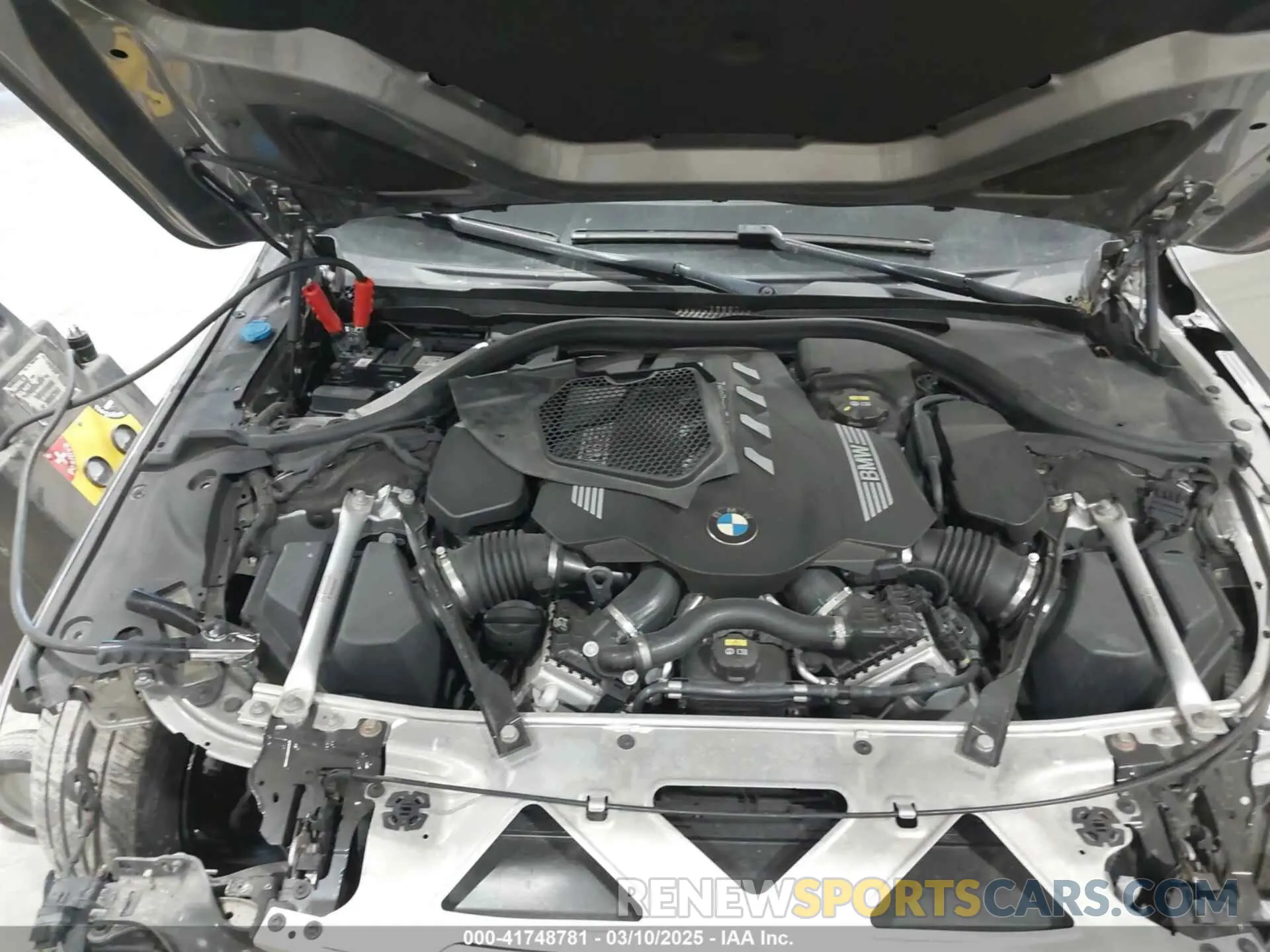 10 Photograph of a damaged car WBA7U2C06LBX84829 BMW 750I 2020
