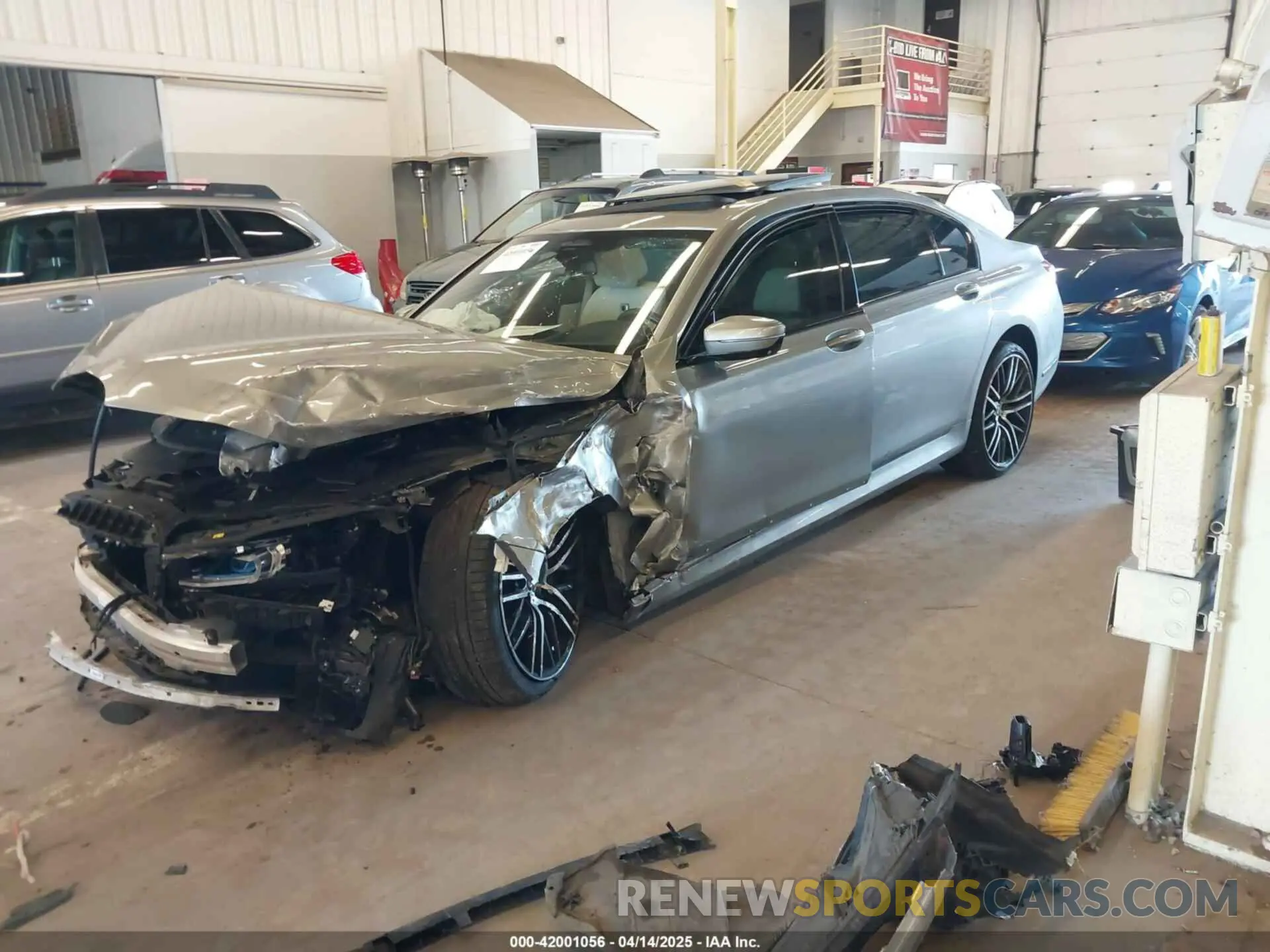 2 Photograph of a damaged car WBA7U2C07LGJ59164 BMW 750I 2020