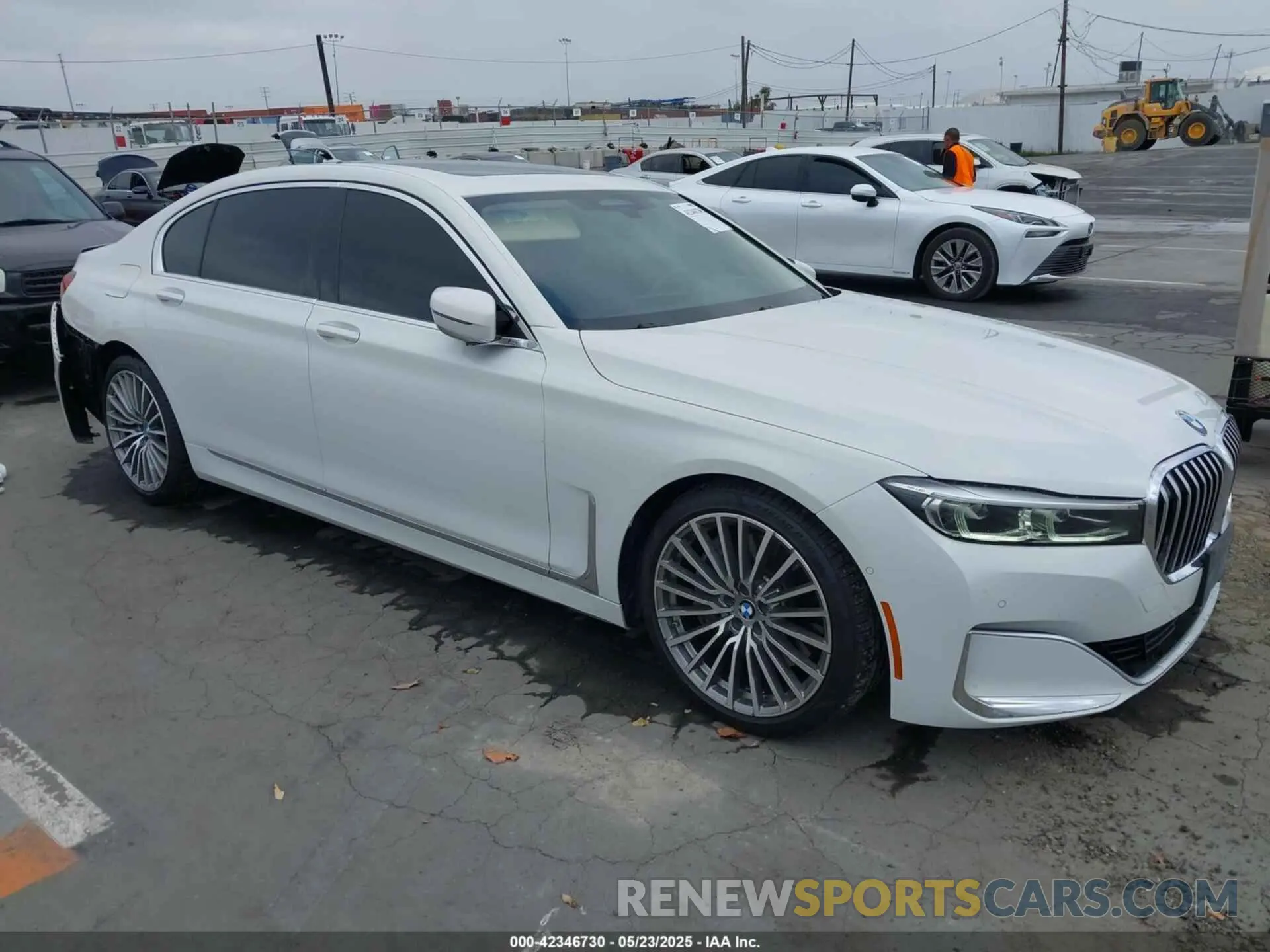 1 Photograph of a damaged car WBA7U2C09LGM27471 BMW 750I 2020