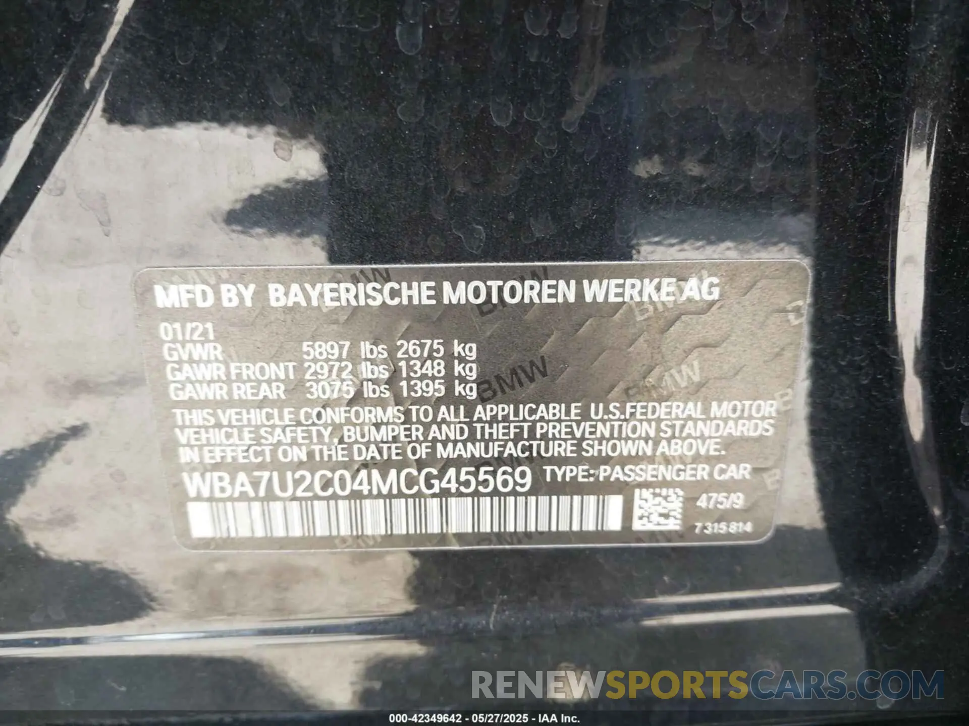 9 Photograph of a damaged car WBA7U2C04MCG45569 BMW 750I 2021