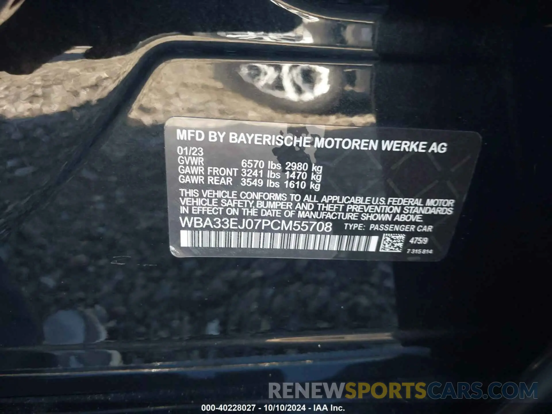 9 Photograph of a damaged car WBA33EJ05PCM66819 BMW 760 2023
