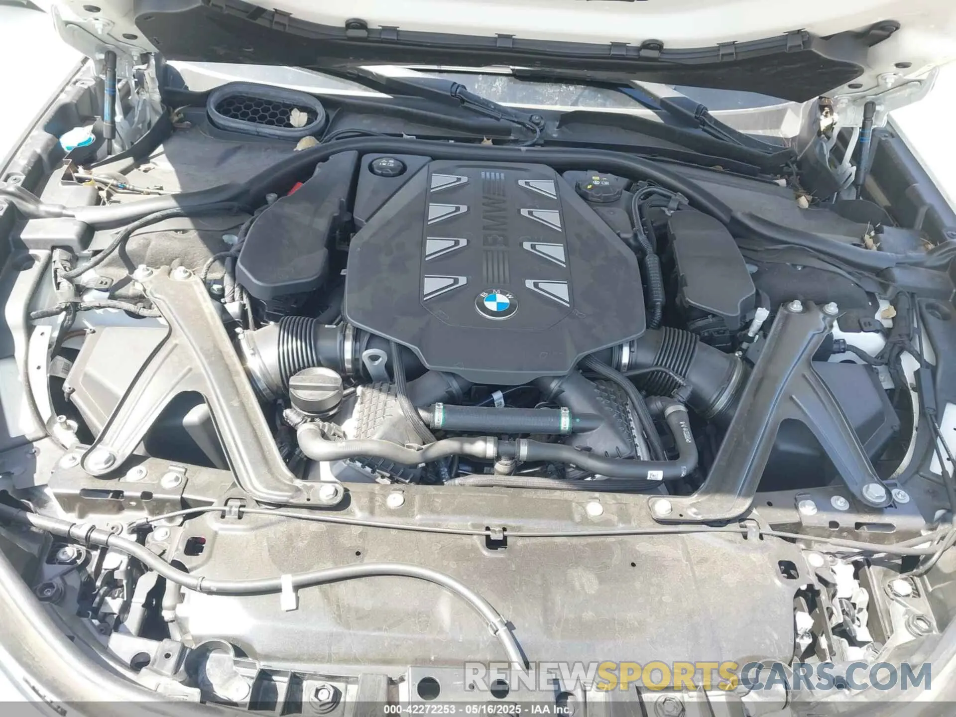 10 Photograph of a damaged car WBA33EJ07RCP97937 BMW 760 2024