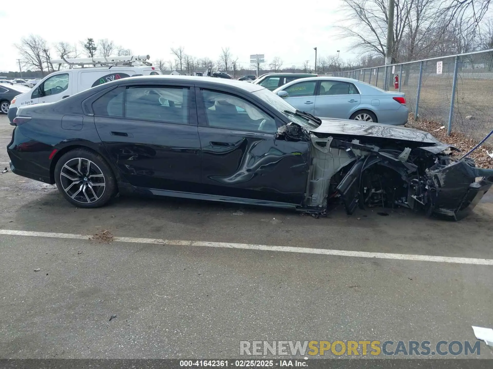 12 Photograph of a damaged car WBA33EJ07RCR15937 BMW 760 2024