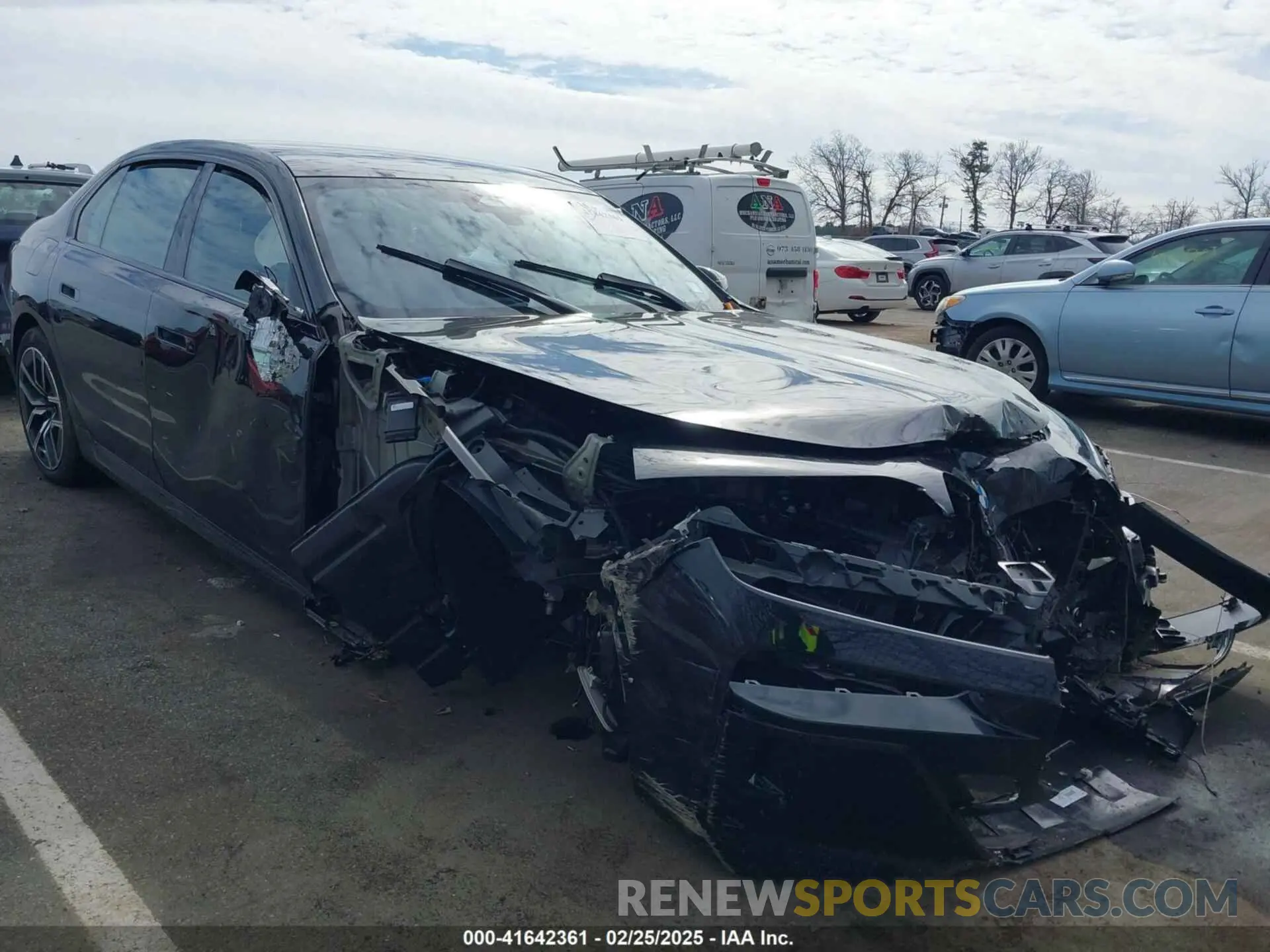 6 Photograph of a damaged car WBA33EJ07RCR15937 BMW 760 2024