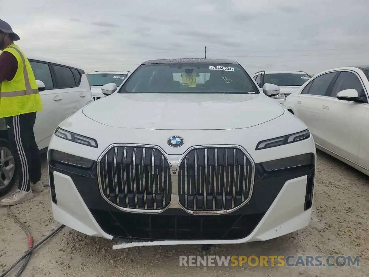 5 Photograph of a damaged car WBA33EJ01PCM58216 BMW 760 XI 2023