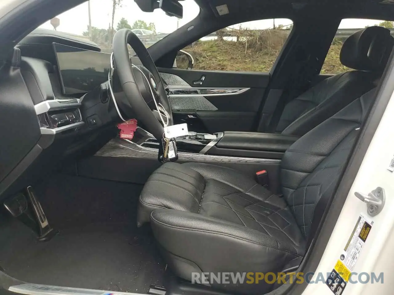 7 Photograph of a damaged car WBA33EJ05PCM02683 BMW 760 XI 2023