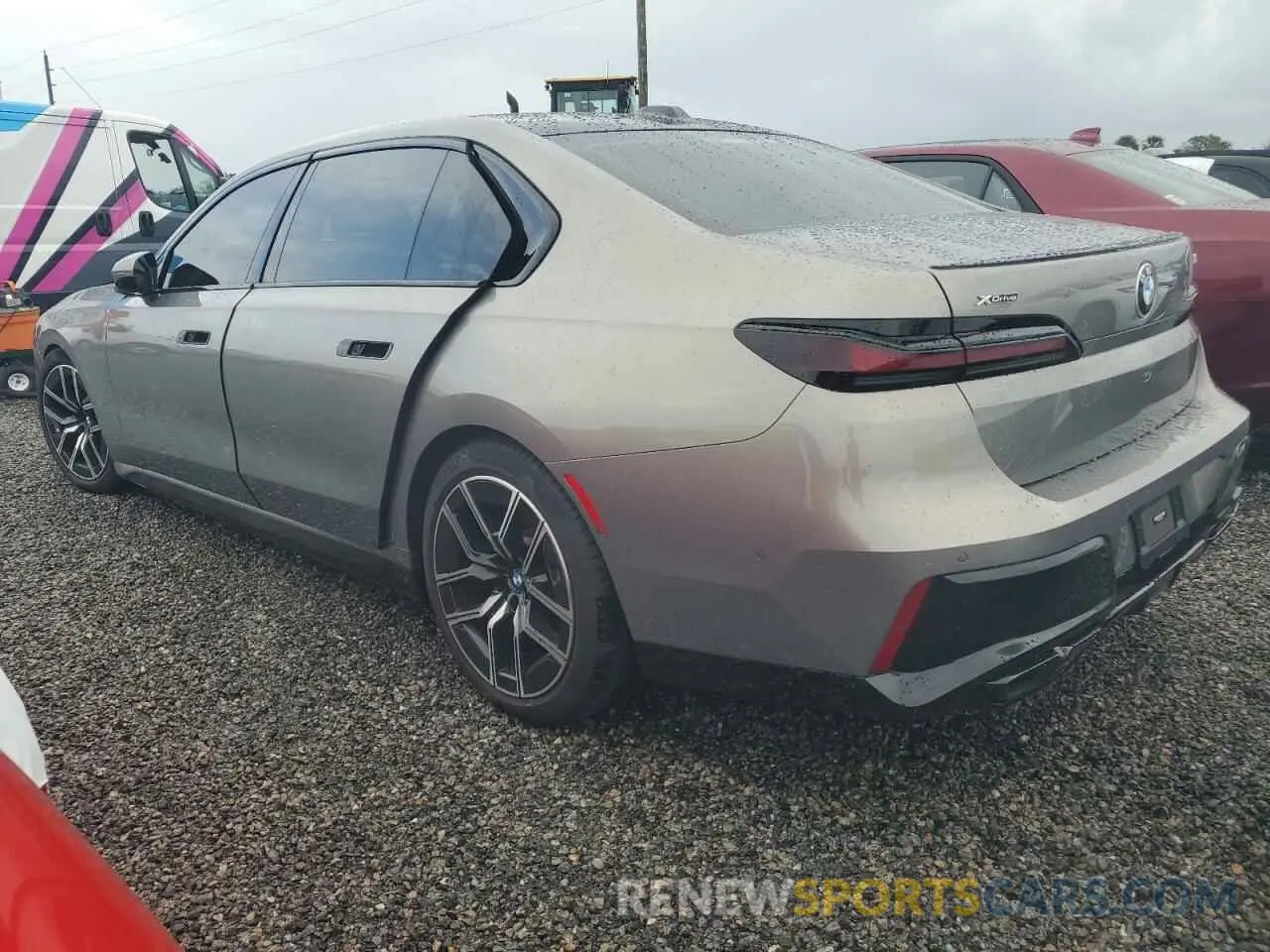 2 Photograph of a damaged car WBA33EJ09PCL80977 BMW 760 XI 2023