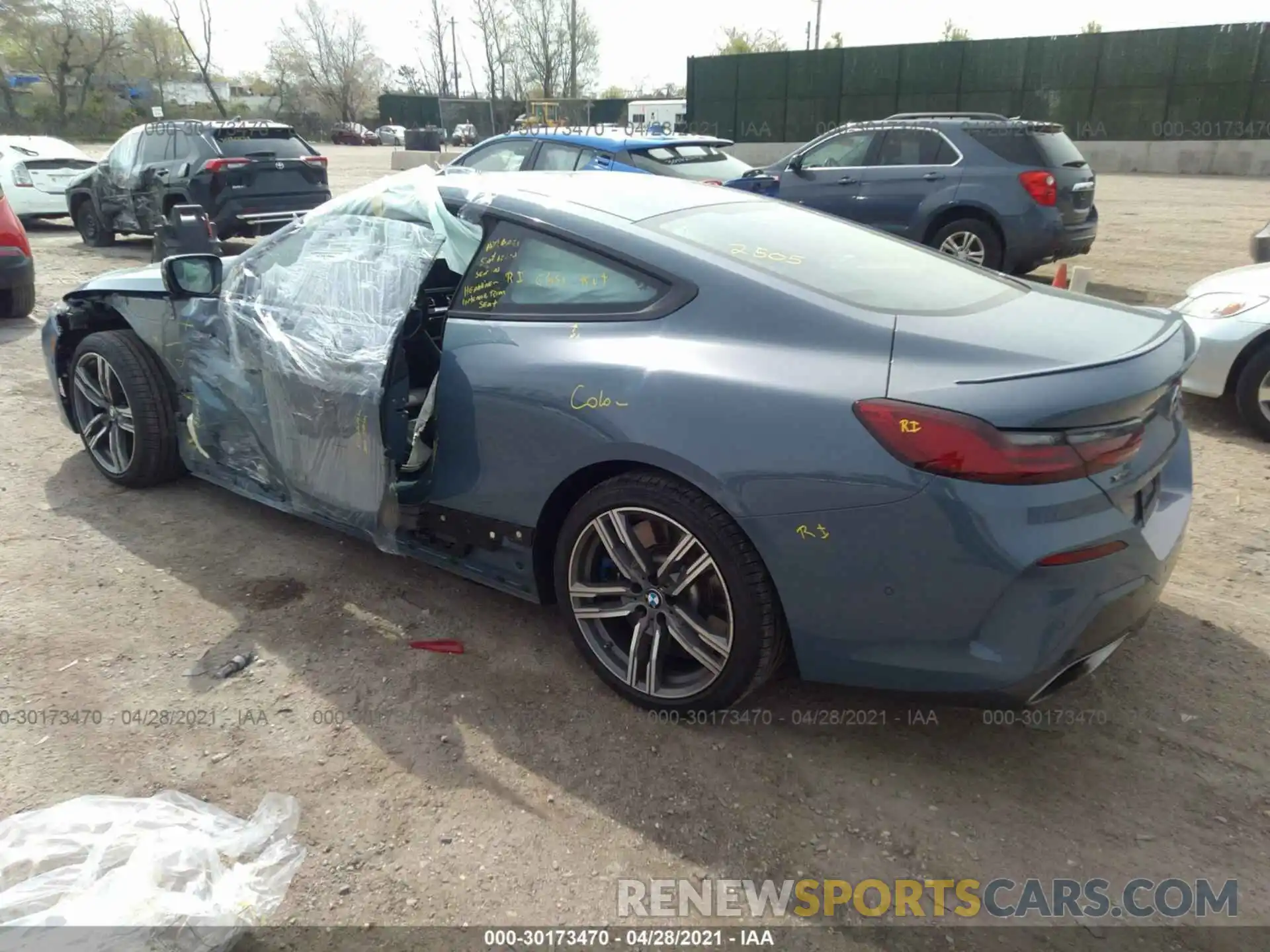 3 Photograph of a damaged car WBABC4C5XKBU95763 BMW 8 SERIES 2019