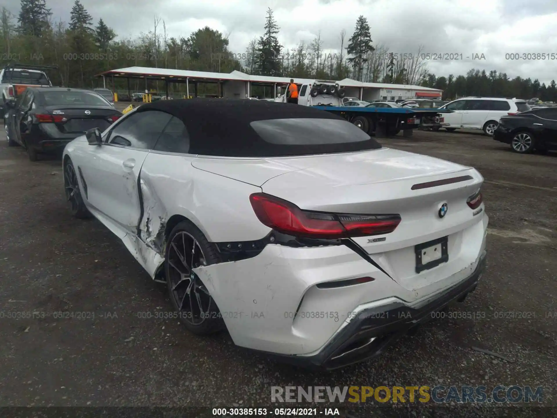 3 Photograph of a damaged car WBAFY4C53KBX39062 BMW 8 SERIES 2019