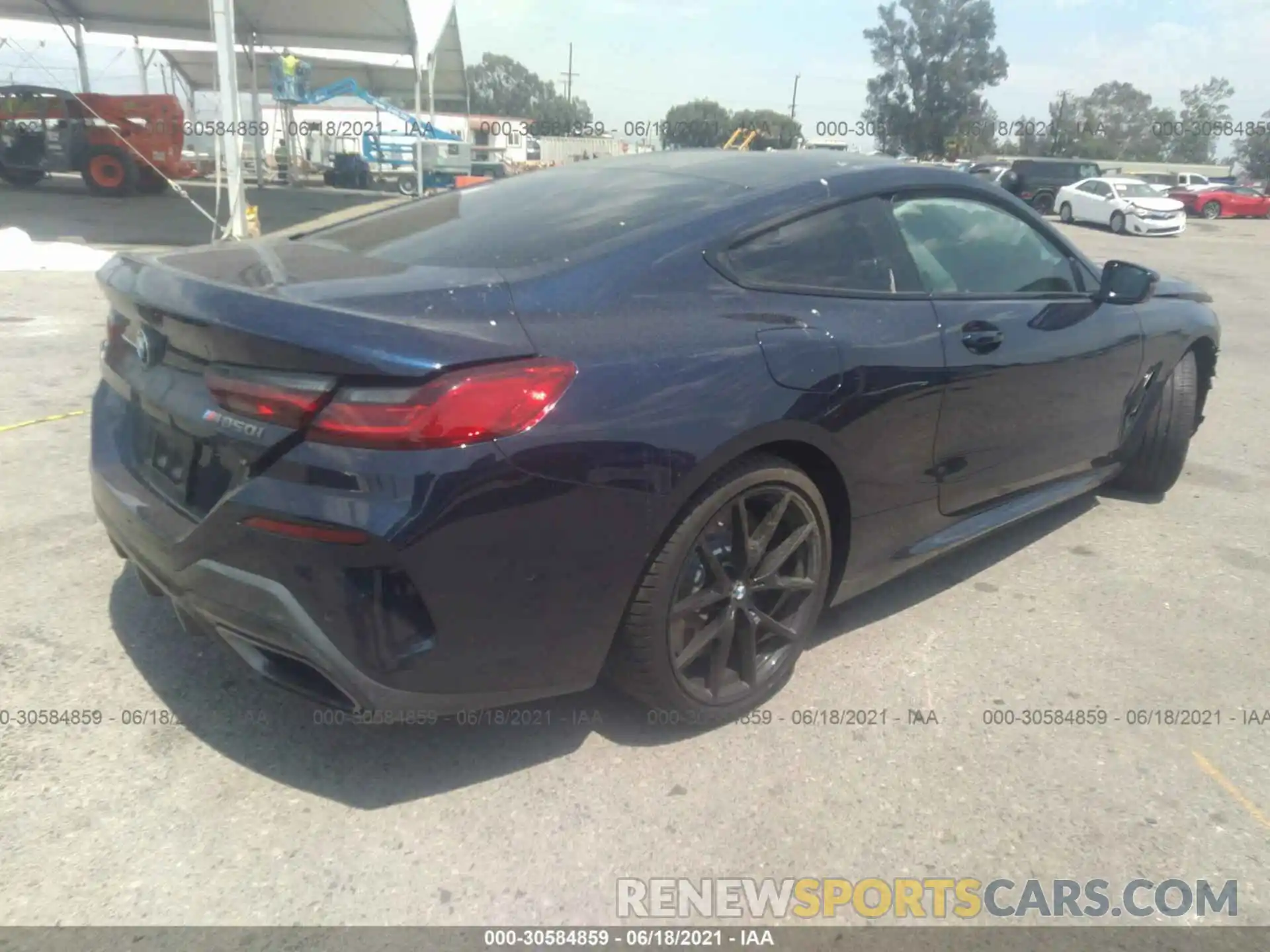 4 Photograph of a damaged car WBABC4C05LCE13988 BMW 8 SERIES 2020