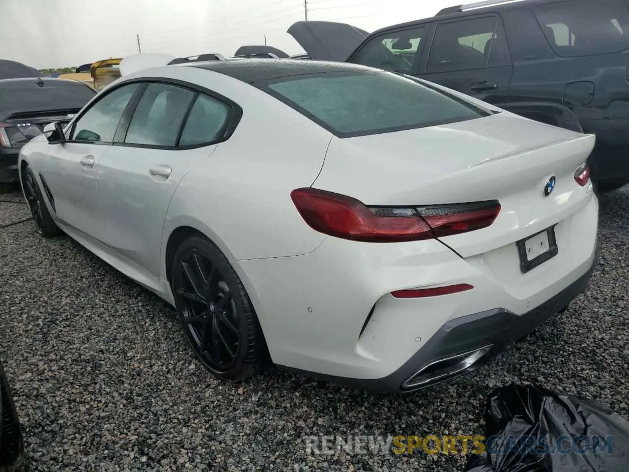 2 Photograph of a damaged car WBAGV2C03LCD46828 BMW 8 SERIES 2020