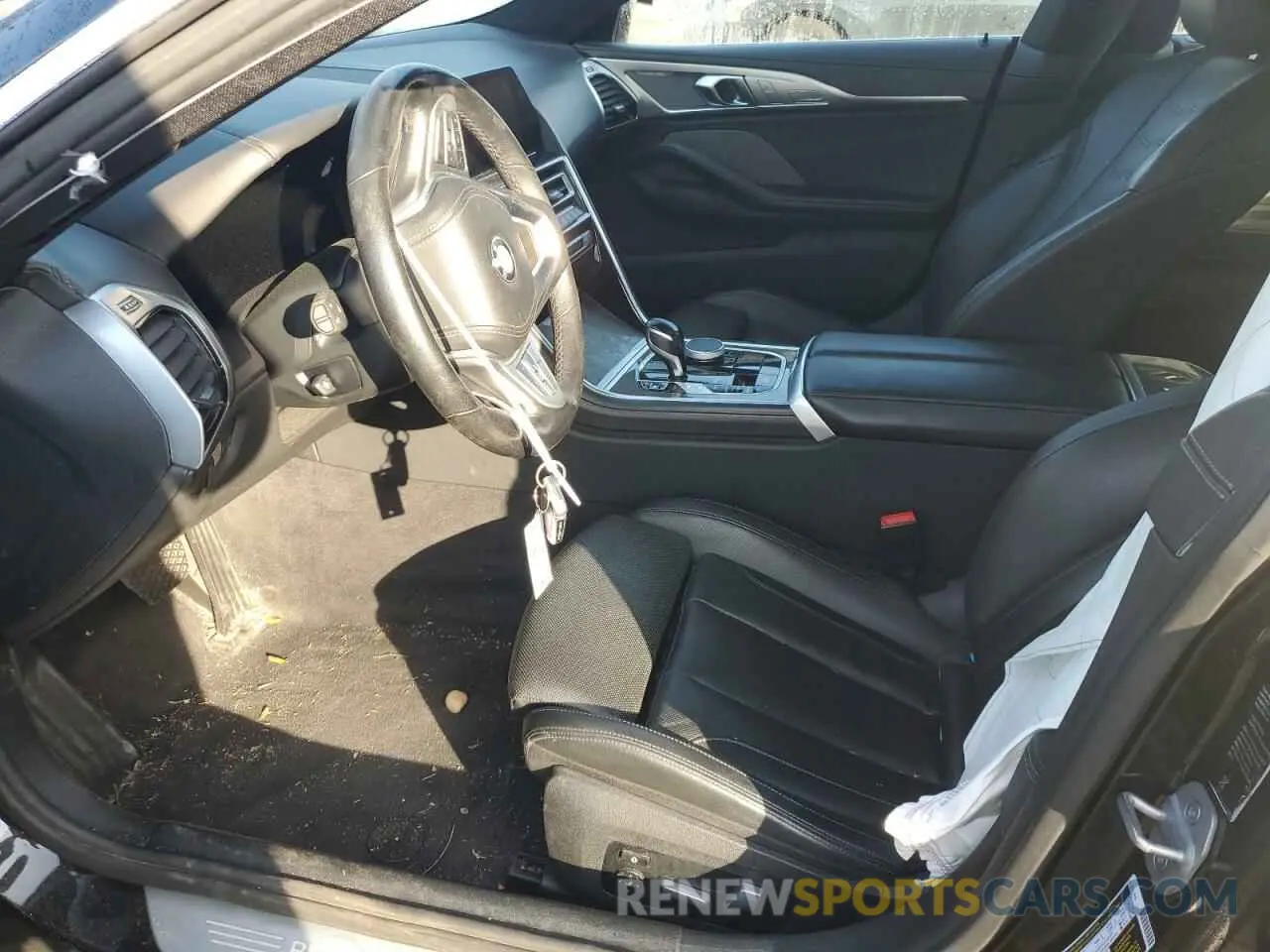 7 Photograph of a damaged car WBAGV4C03LCD88931 BMW 8 SERIES 2020