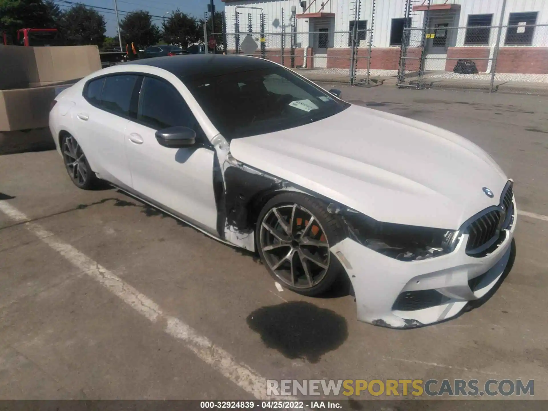 1 Photograph of a damaged car WBAGV8C03LBP48757 BMW 8 SERIES 2020