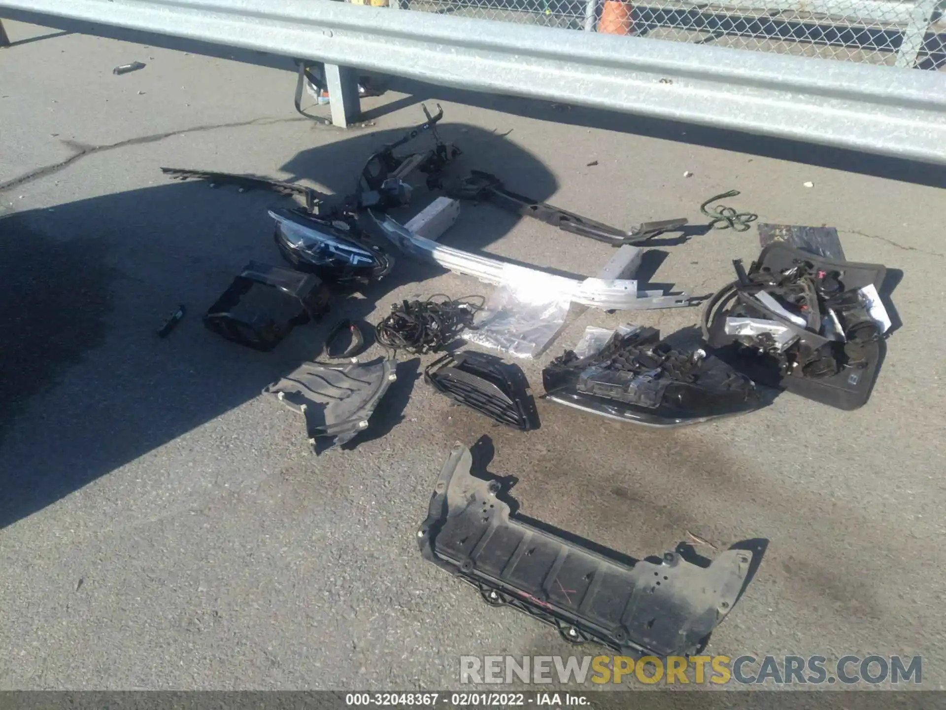 12 Photograph of a damaged car WBAGV8C09LCD97785 BMW 8 SERIES 2020