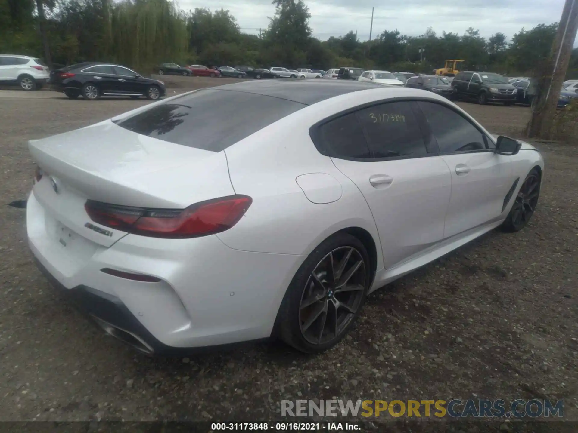 4 Photograph of a damaged car WBAGV8C0XLCD62768 BMW 8 SERIES 2020