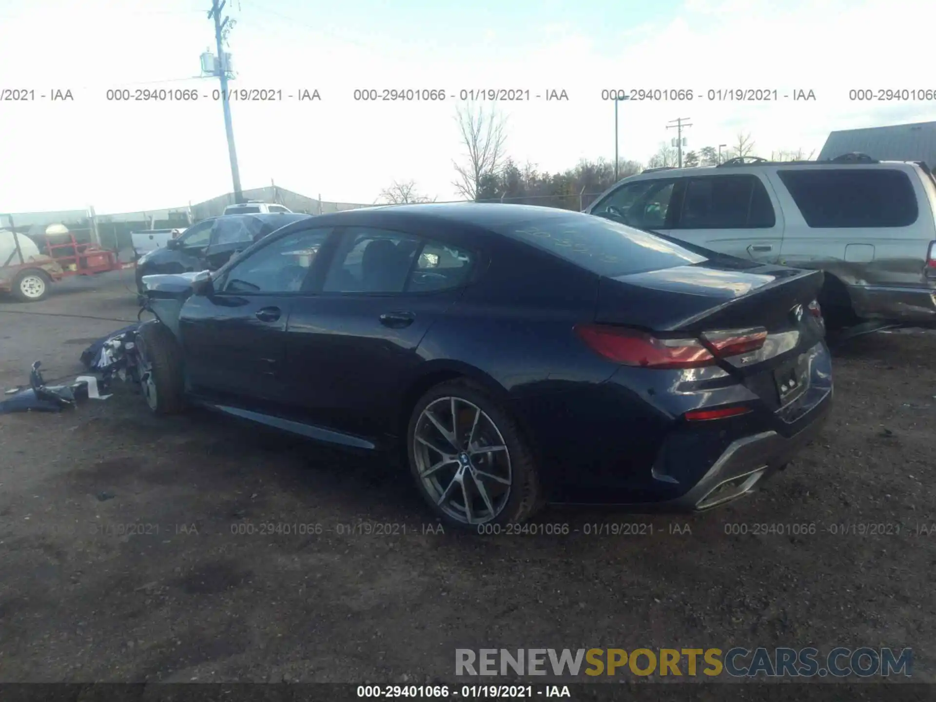 3 Photograph of a damaged car WBAGV8C0XLCE17560 BMW 8 SERIES 2020