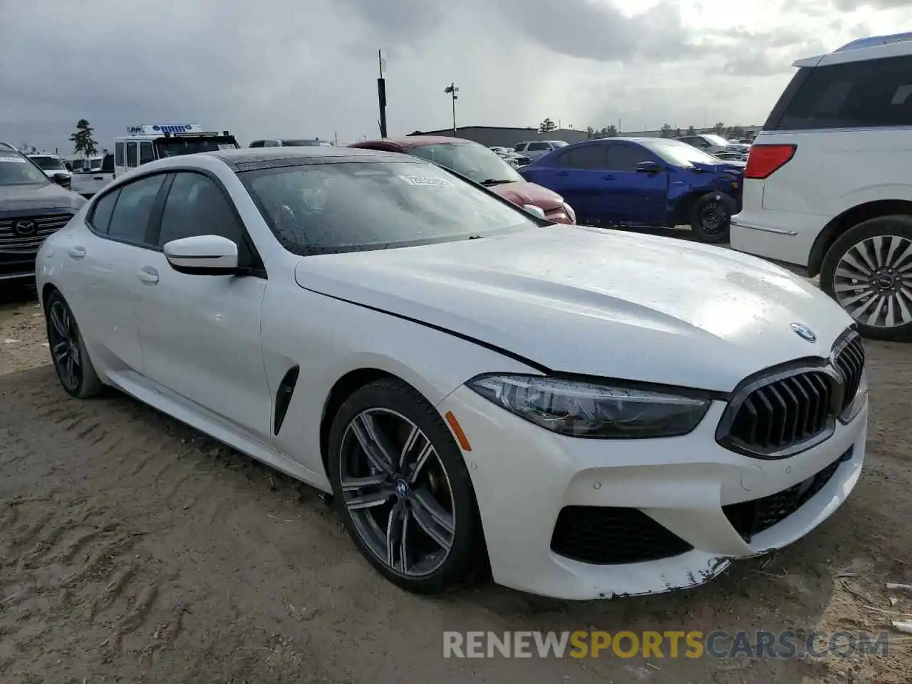 4 Photograph of a damaged car WBAGV4C00MCF65565 BMW 8 SERIES 2021