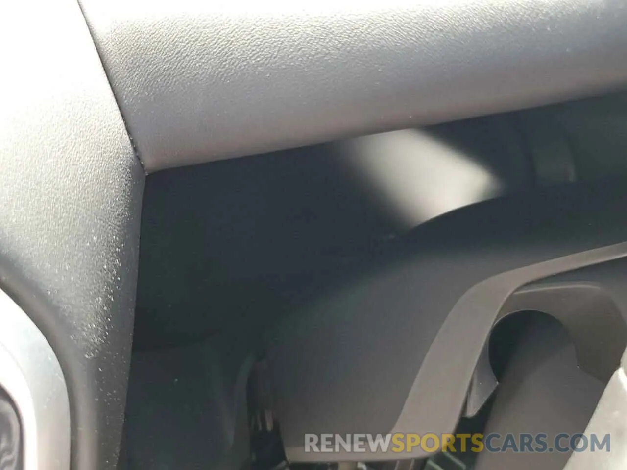 9 Photograph of a damaged car WBAAE2C09NCK22150 BMW 8 SERIES 2022