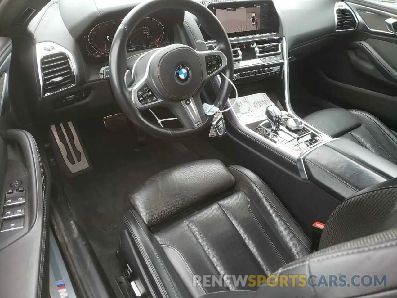 8 Photograph of a damaged car WBADZ2C04NCK03233 BMW 8 SERIES 2022