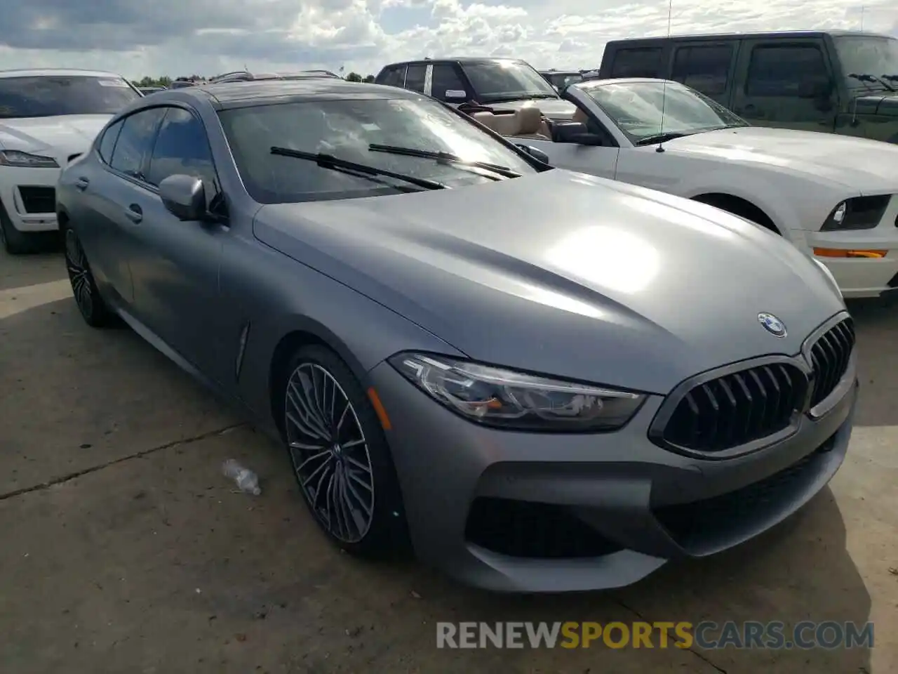 1 Photograph of a damaged car WBAGV2C03NCH48934 BMW 8 SERIES 2022