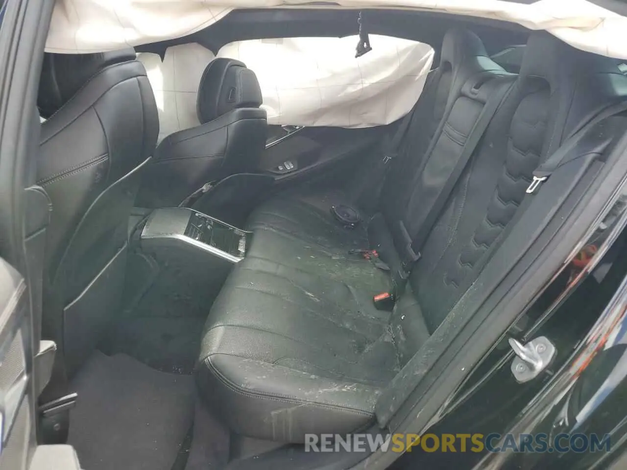 10 Photograph of a damaged car WBAGV2C04NCG90509 BMW 8 SERIES 2022