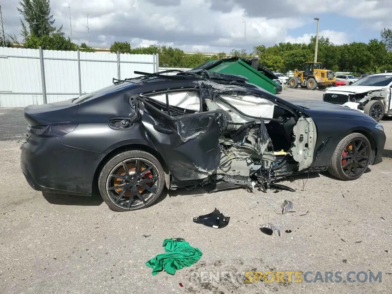 3 Photograph of a damaged car WBAGV2C04NCG90509 BMW 8 SERIES 2022