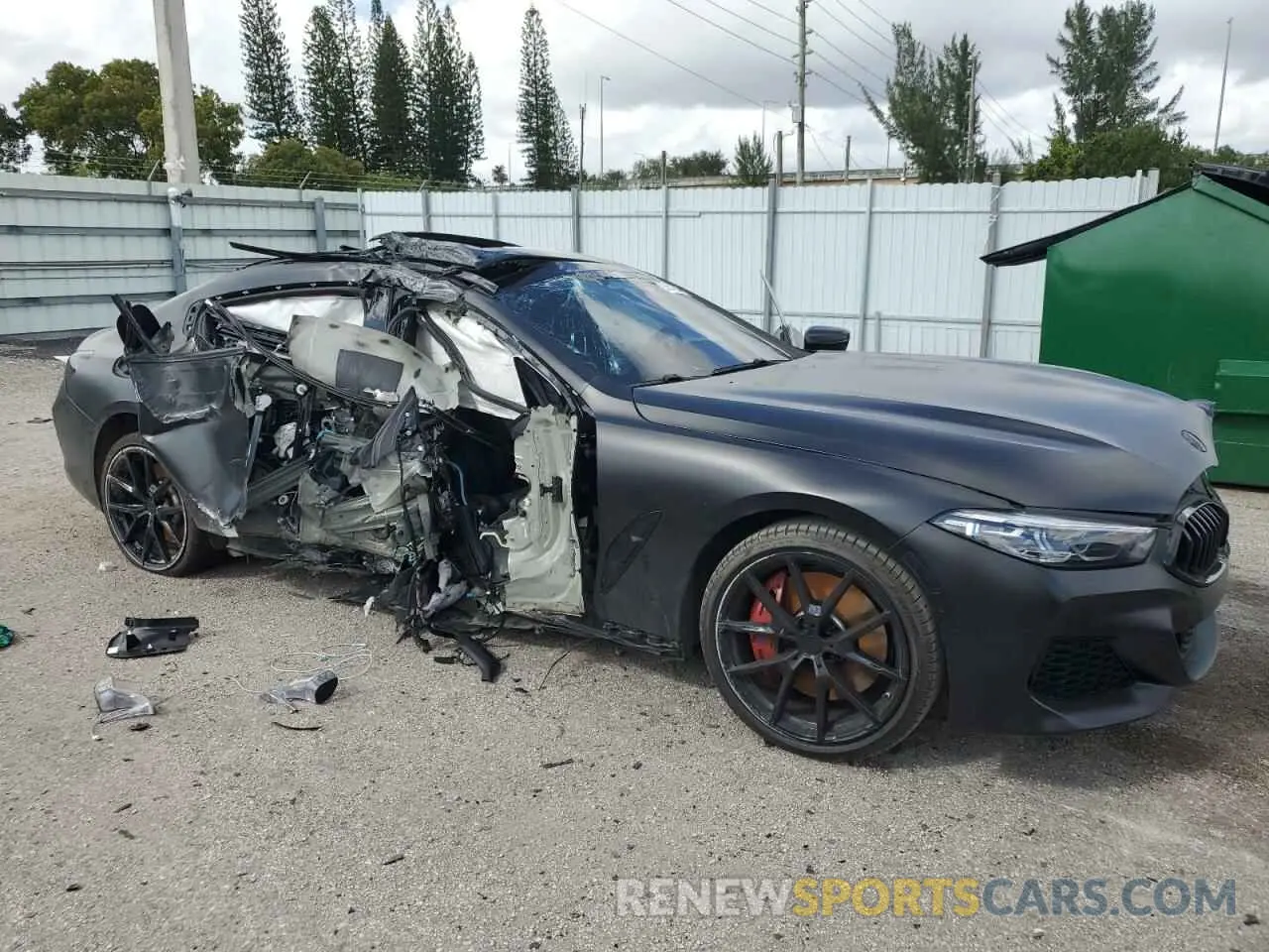 4 Photograph of a damaged car WBAGV2C04NCG90509 BMW 8 SERIES 2022