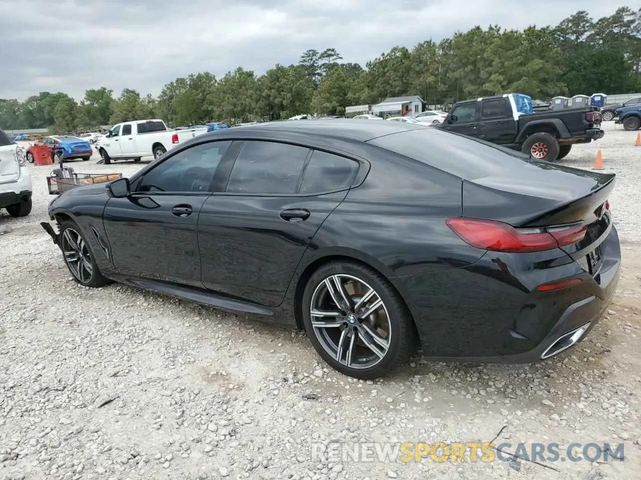2 Photograph of a damaged car WBAGV2C06NCJ20525 BMW 8 SERIES 2022