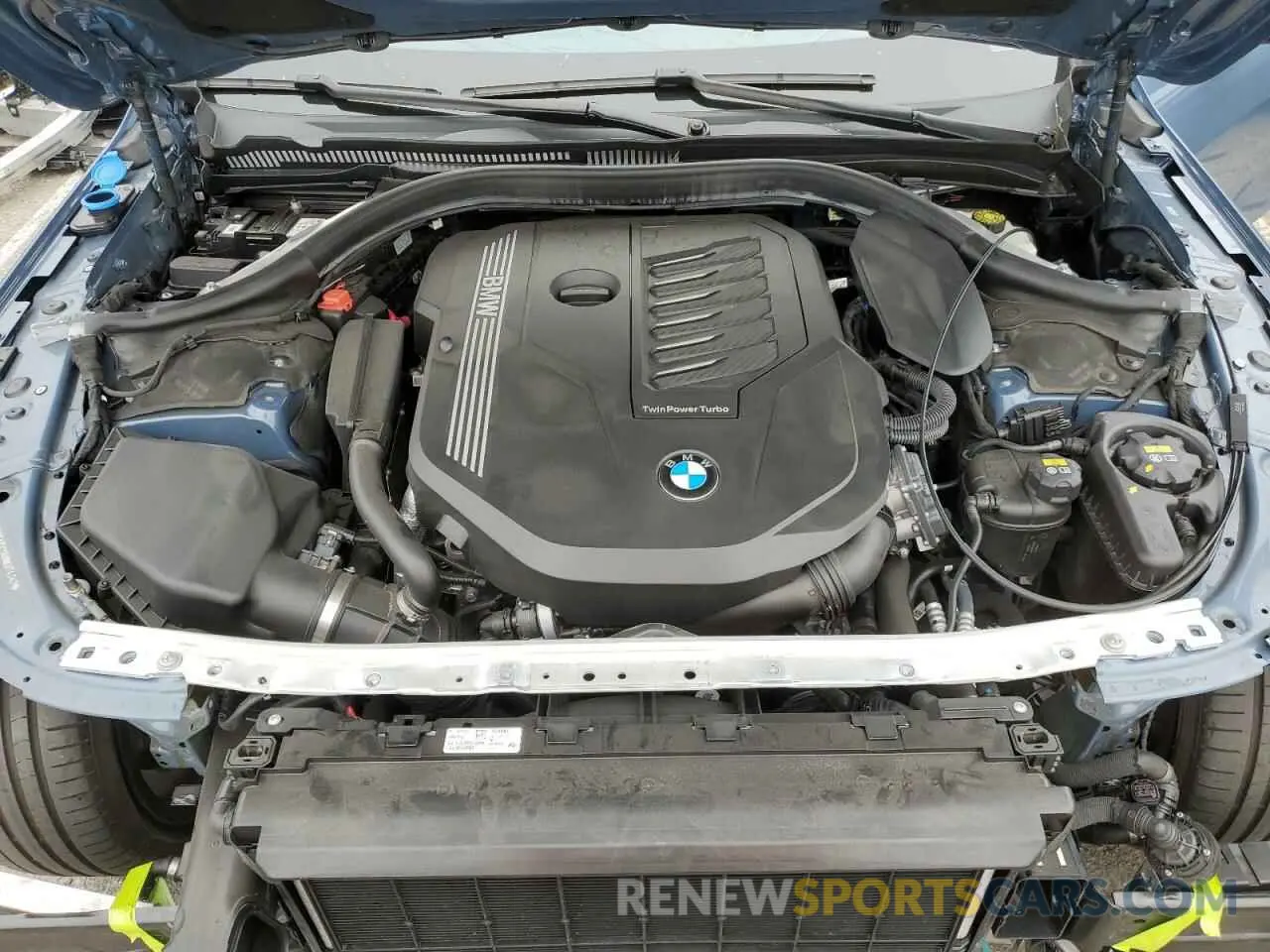 11 Photograph of a damaged car WBAGV2C09NCH74342 BMW 8 SERIES 2022