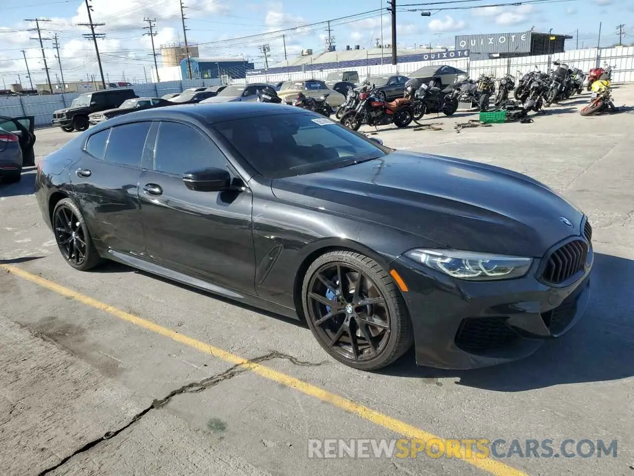 4 Photograph of a damaged car WBAGV2C0XNCG99912 BMW 8 SERIES 2022