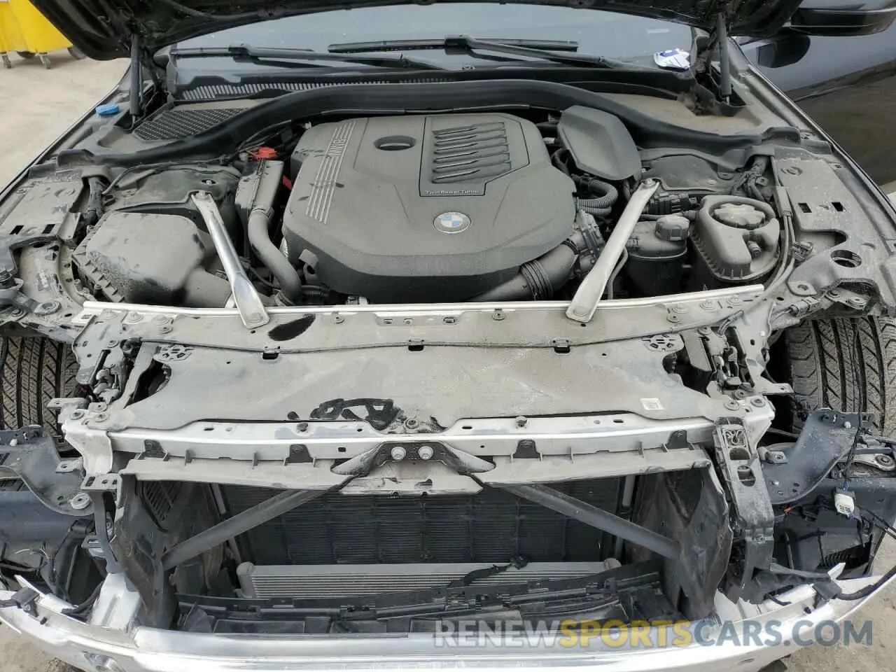 11 Photograph of a damaged car WBAGV4C01NCH18603 BMW 8 SERIES 2022