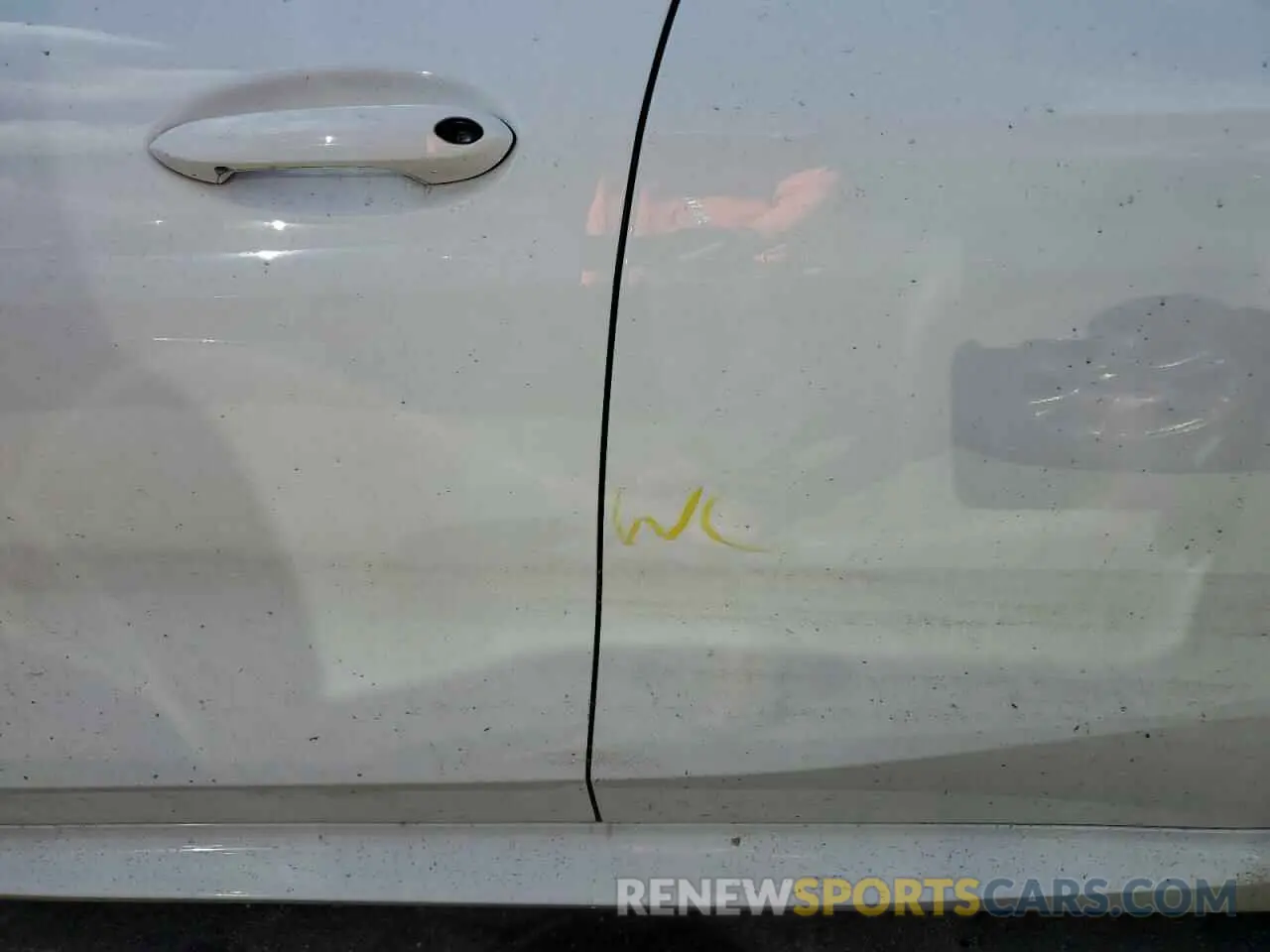 12 Photograph of a damaged car WBAGV2C08RCP56174 BMW 8 SERIES 2024