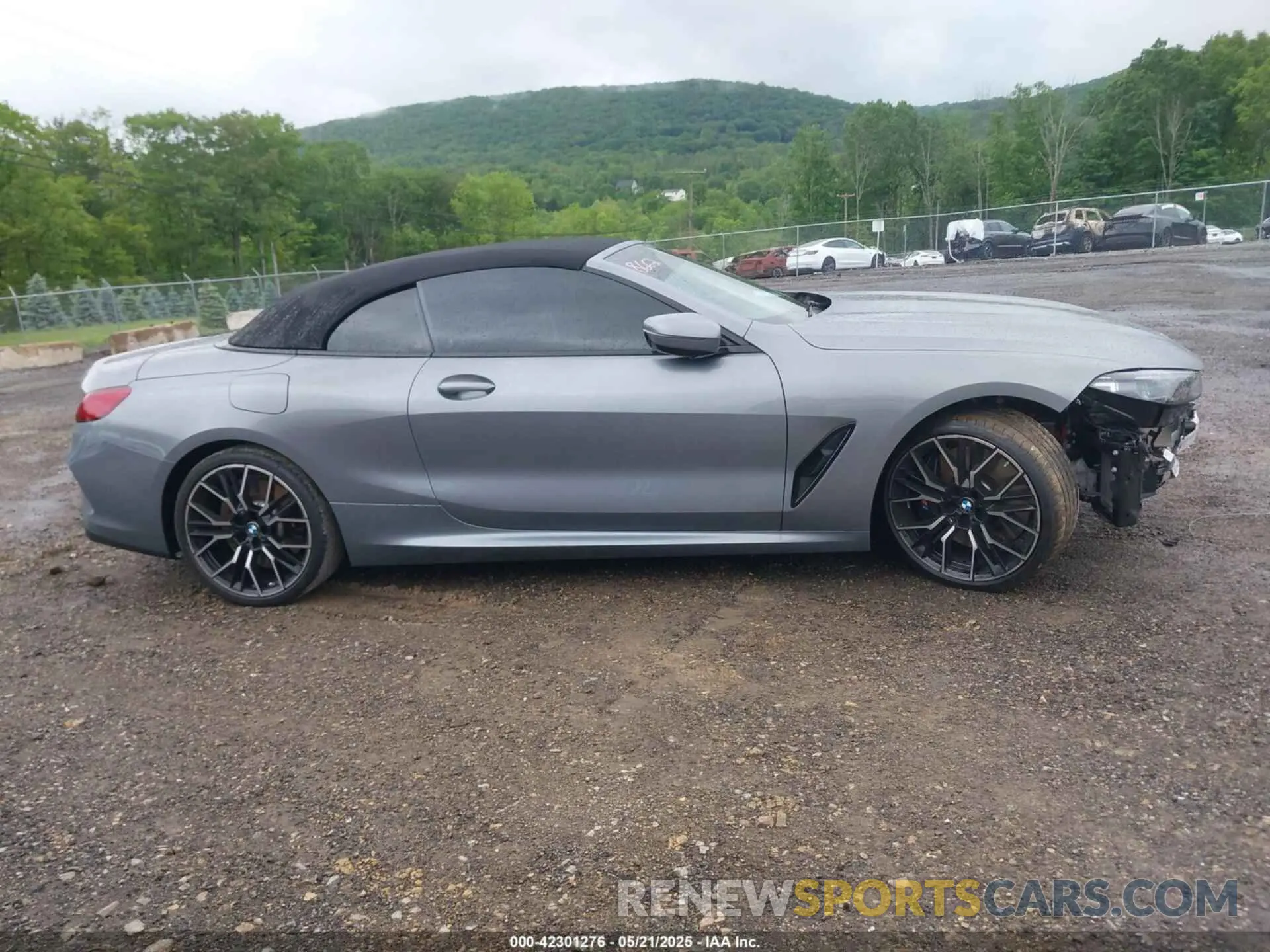 14 Photograph of a damaged car WBADZ2C03PCM89675 BMW 840 2023