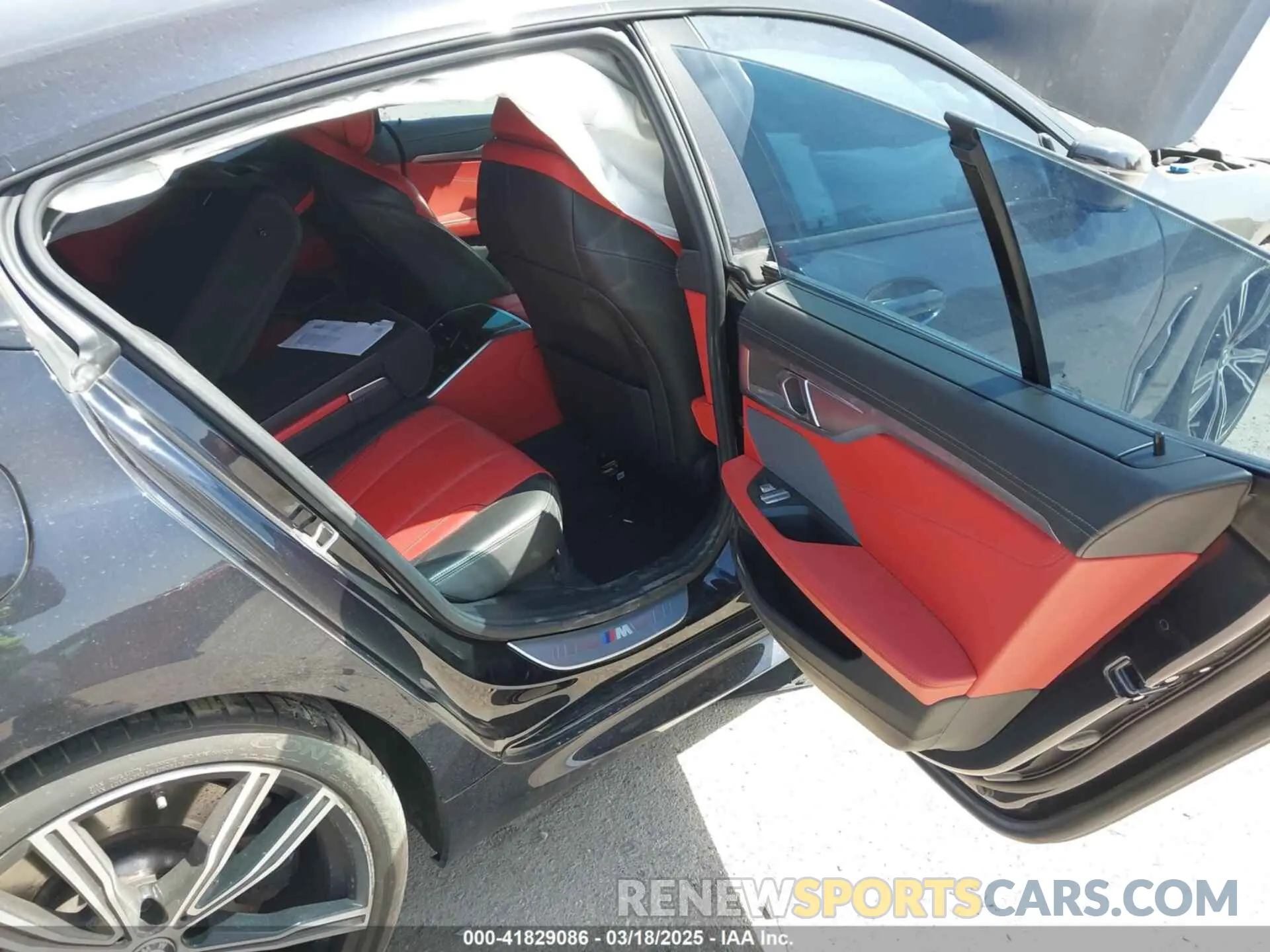 8 Photograph of a damaged car WBAGV2C00NCJ11173 BMW 840 GRAN COUPE 2022