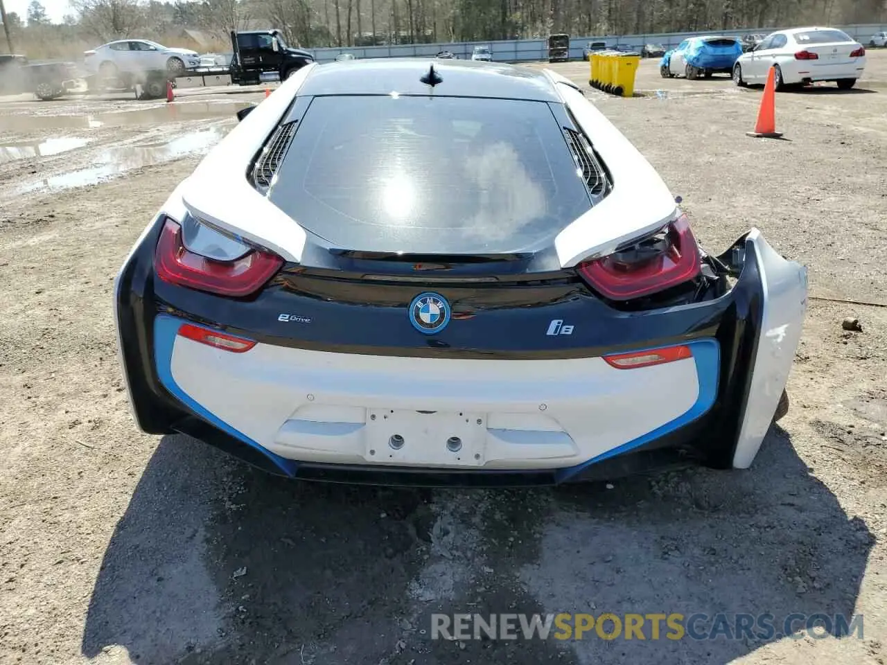 6 Photograph of a damaged car WBY2Z4C51K7D47023 BMW I SERIES 2019
