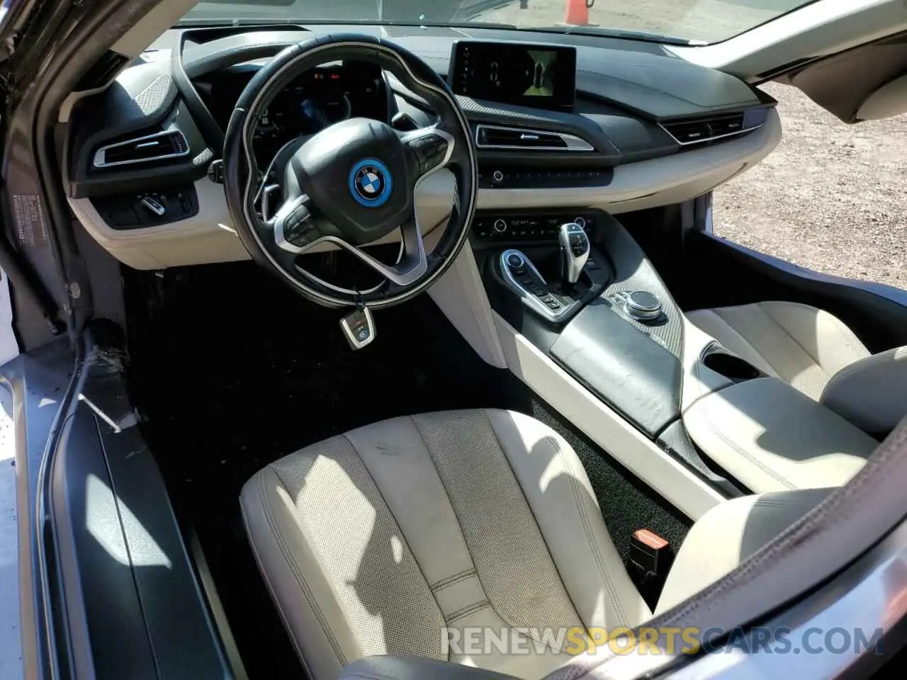 8 Photograph of a damaged car WBY2Z4C51K7D47023 BMW I SERIES 2019