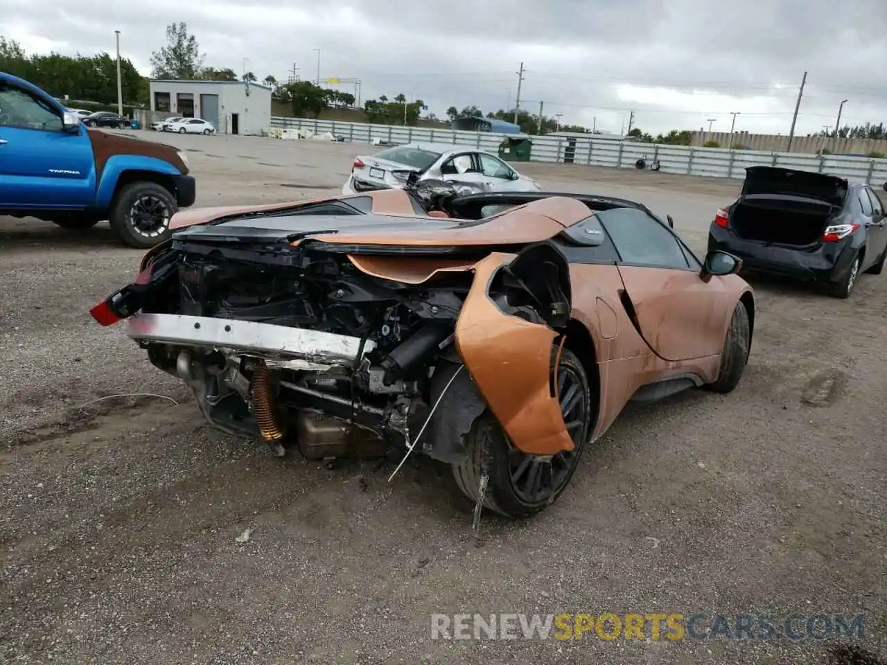 4 Photograph of a damaged car WBY2Z6C52KVB82820 BMW I SERIES 2019