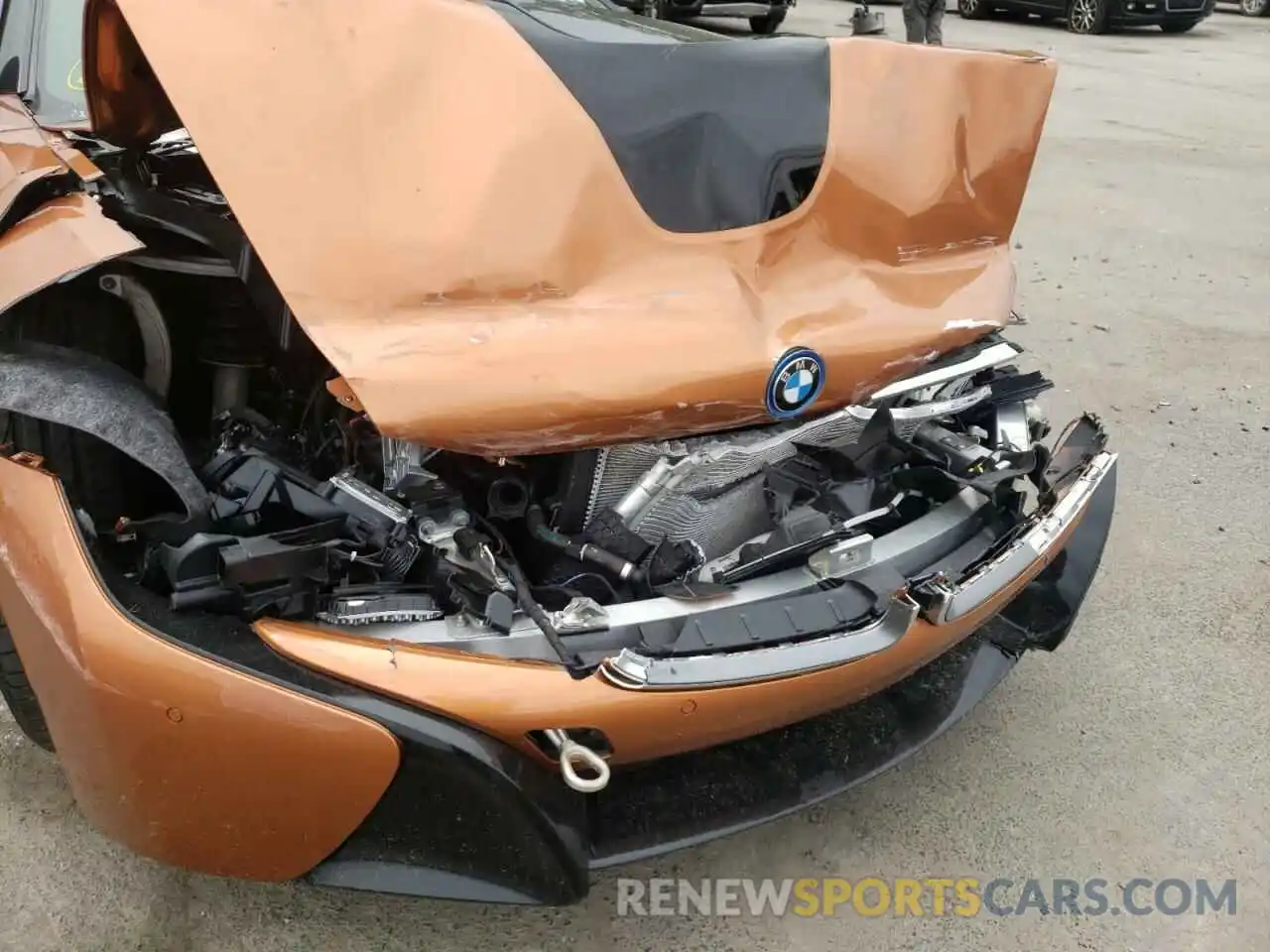 9 Photograph of a damaged car WBY2Z6C55KVG97844 BMW I SERIES 2019