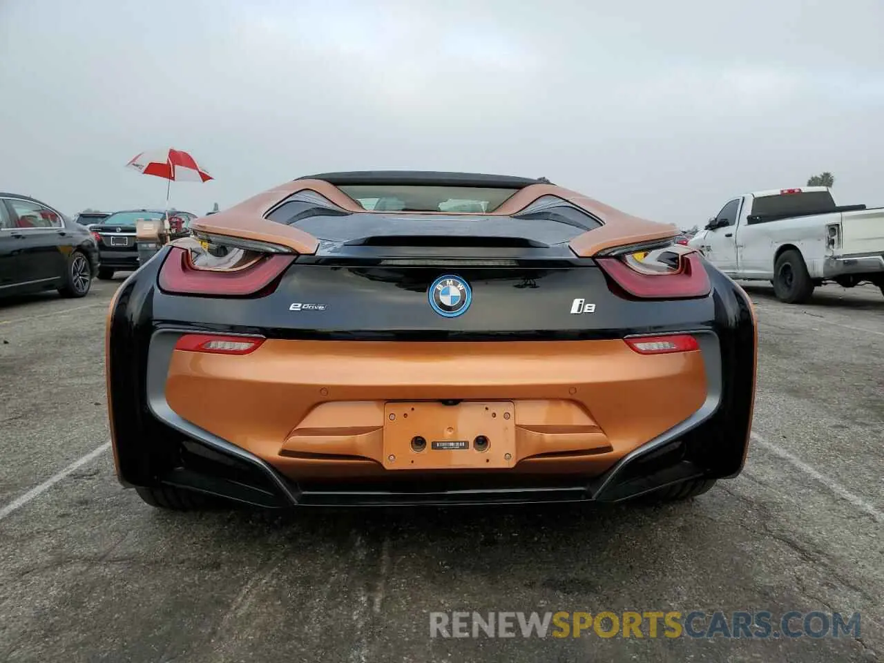 6 Photograph of a damaged car WBY2Z6C56KVG98050 BMW I SERIES 2019