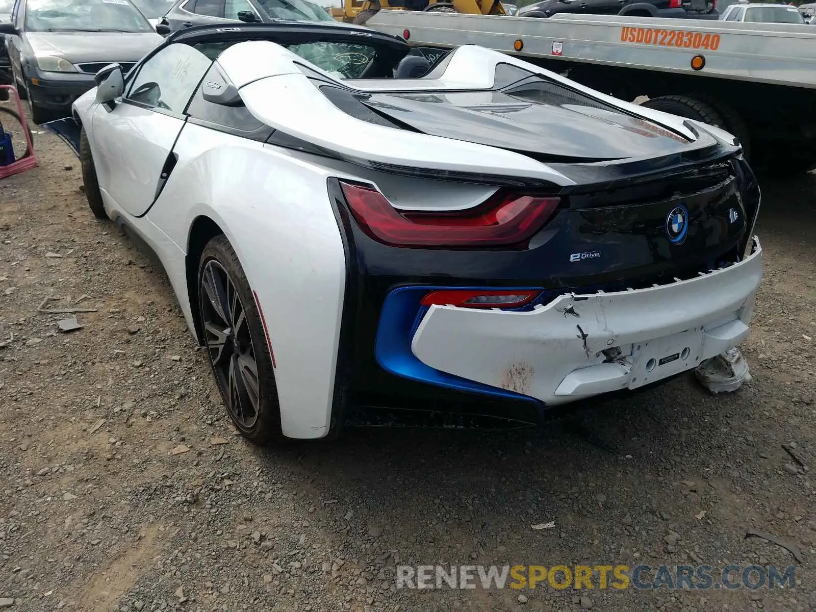 3 Photograph of a damaged car WBY2Z6C57KVG98185 BMW I SERIES 2019