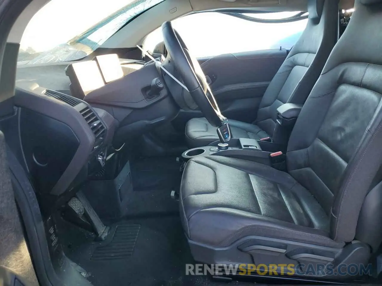 7 Photograph of a damaged car WBY8P2C55K7D99372 BMW I SERIES 2019